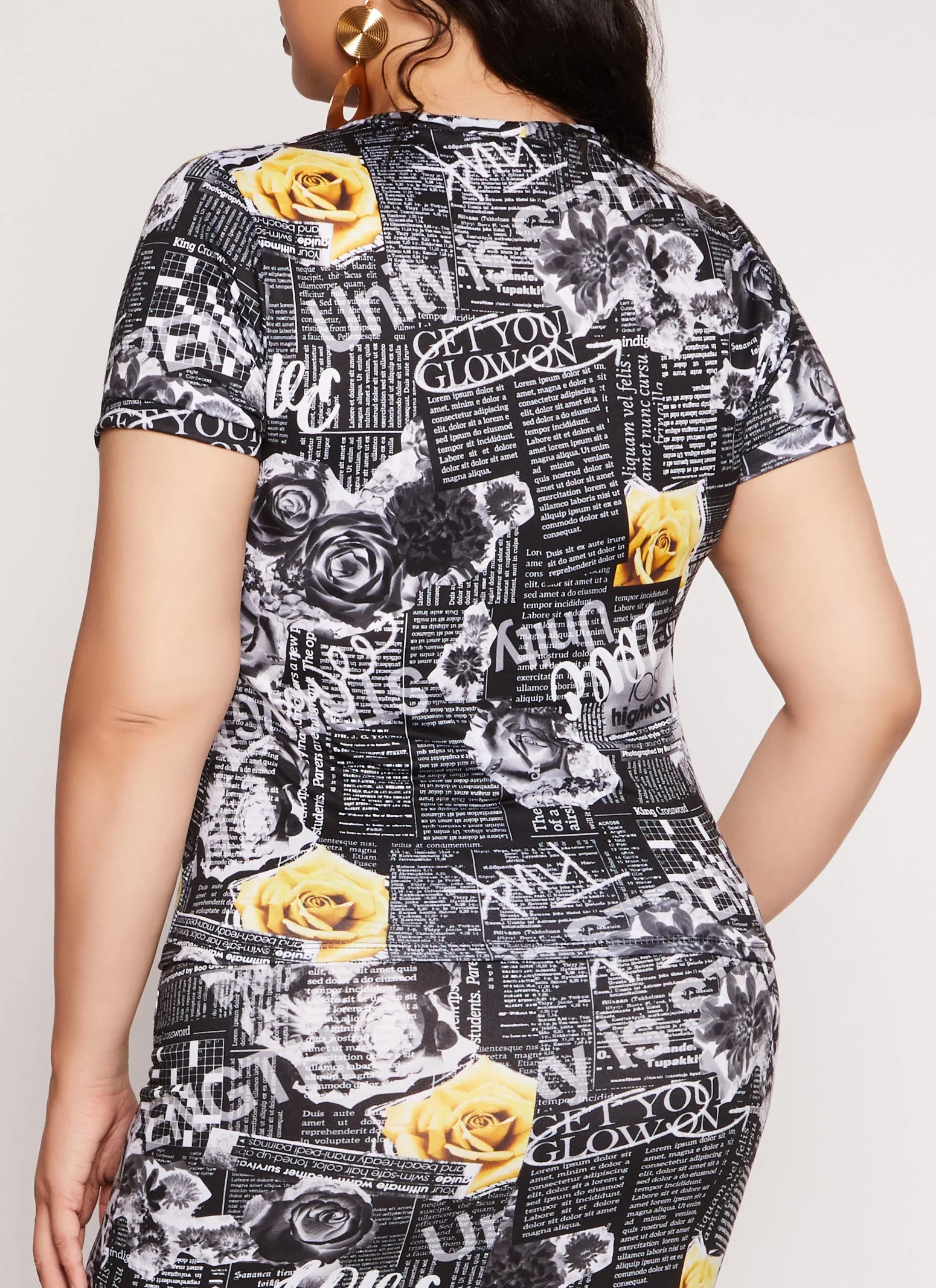 Plus Size Floral Newspaper Print Crew Neck Tee sold by Rainbow product image thumbnail 3