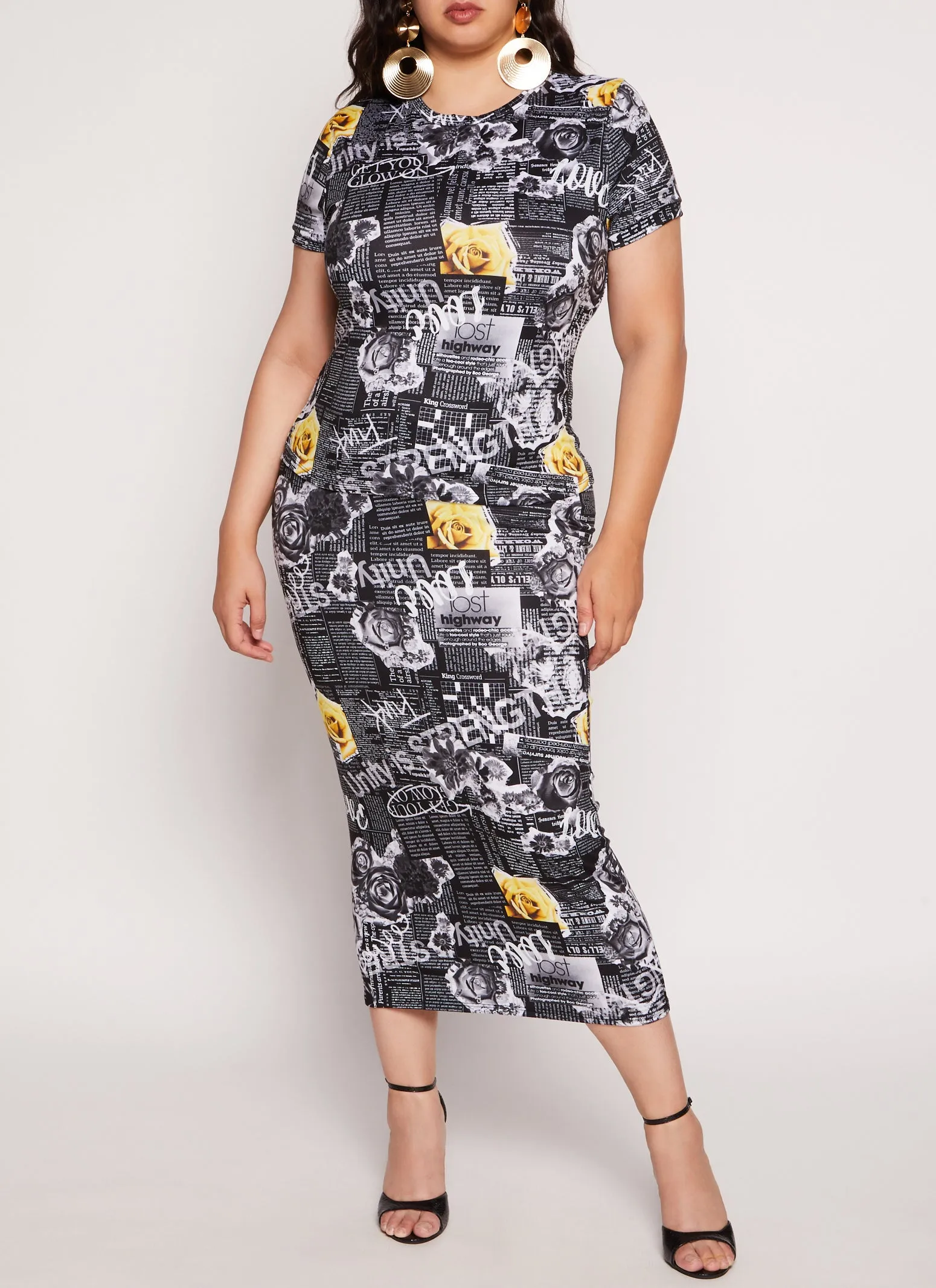 Plus Size Floral Newspaper Print Crew Neck Tee sold by Rainbow product image thumbnail 2