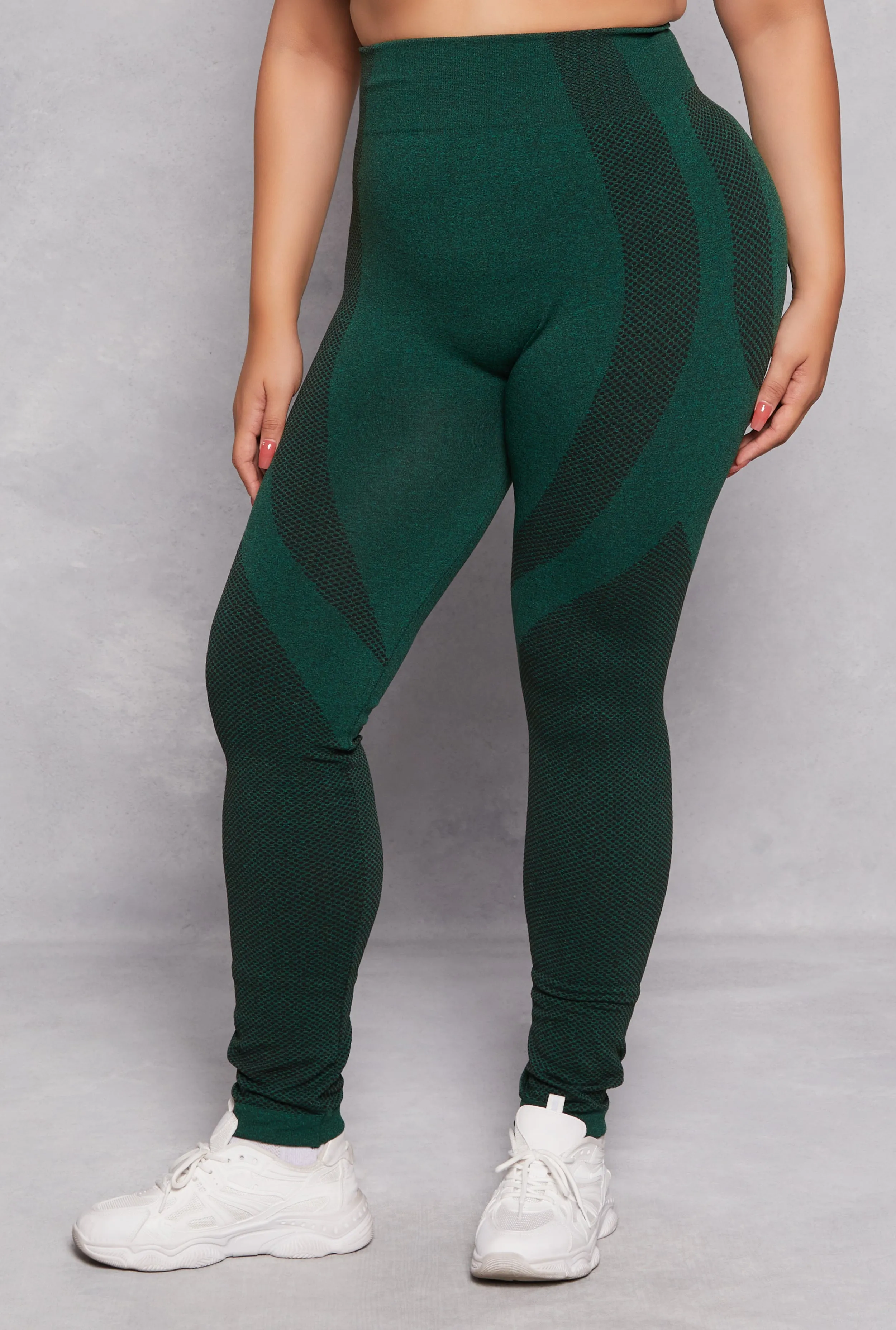 Plus Size Seamless Color Block Active Leggings sold by Rainbow product image thumbnail 2