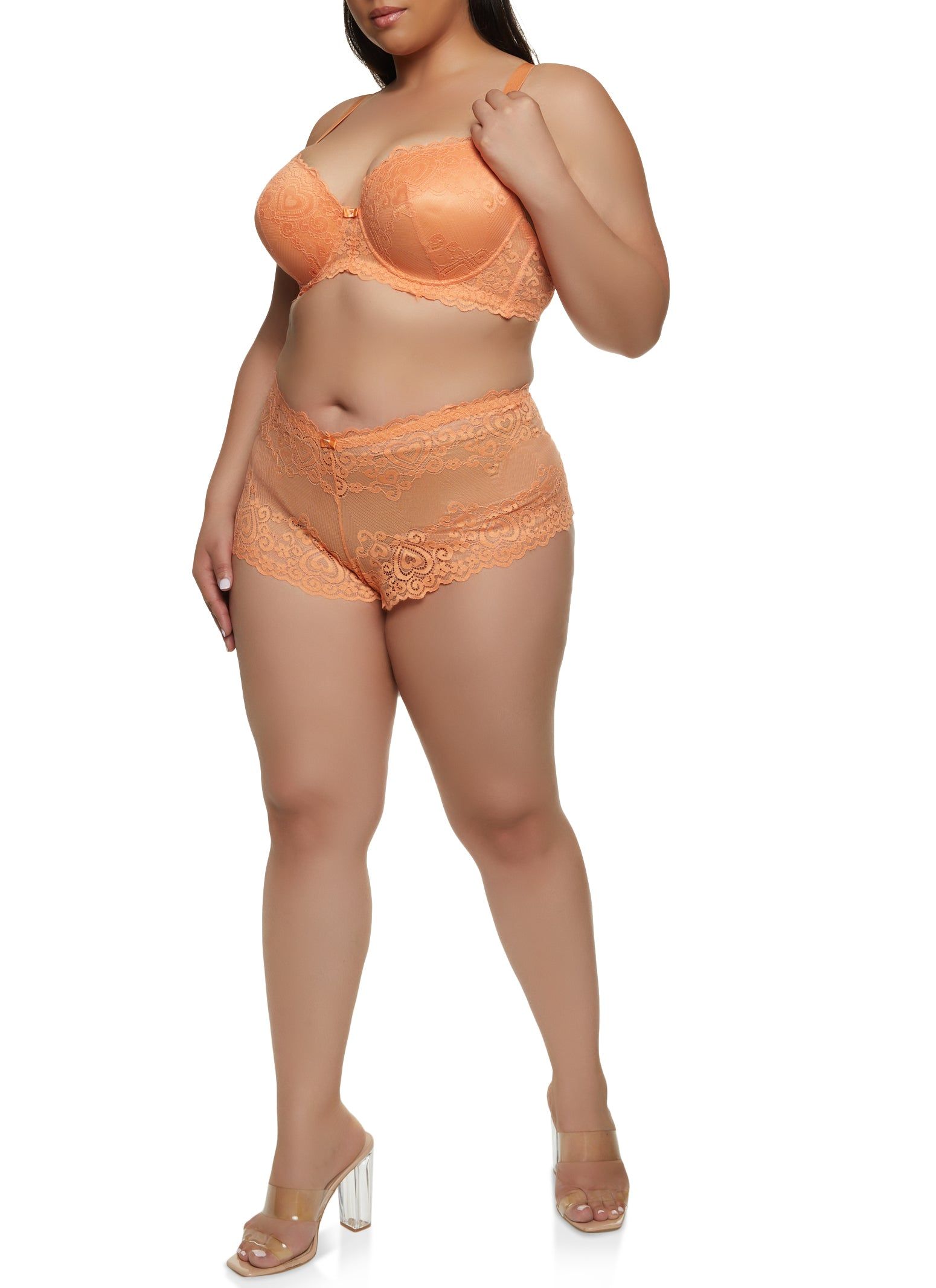 Plus Size Solid Lace Scalloped Plunge Bra sold by Rainbow product image thumbnail 2