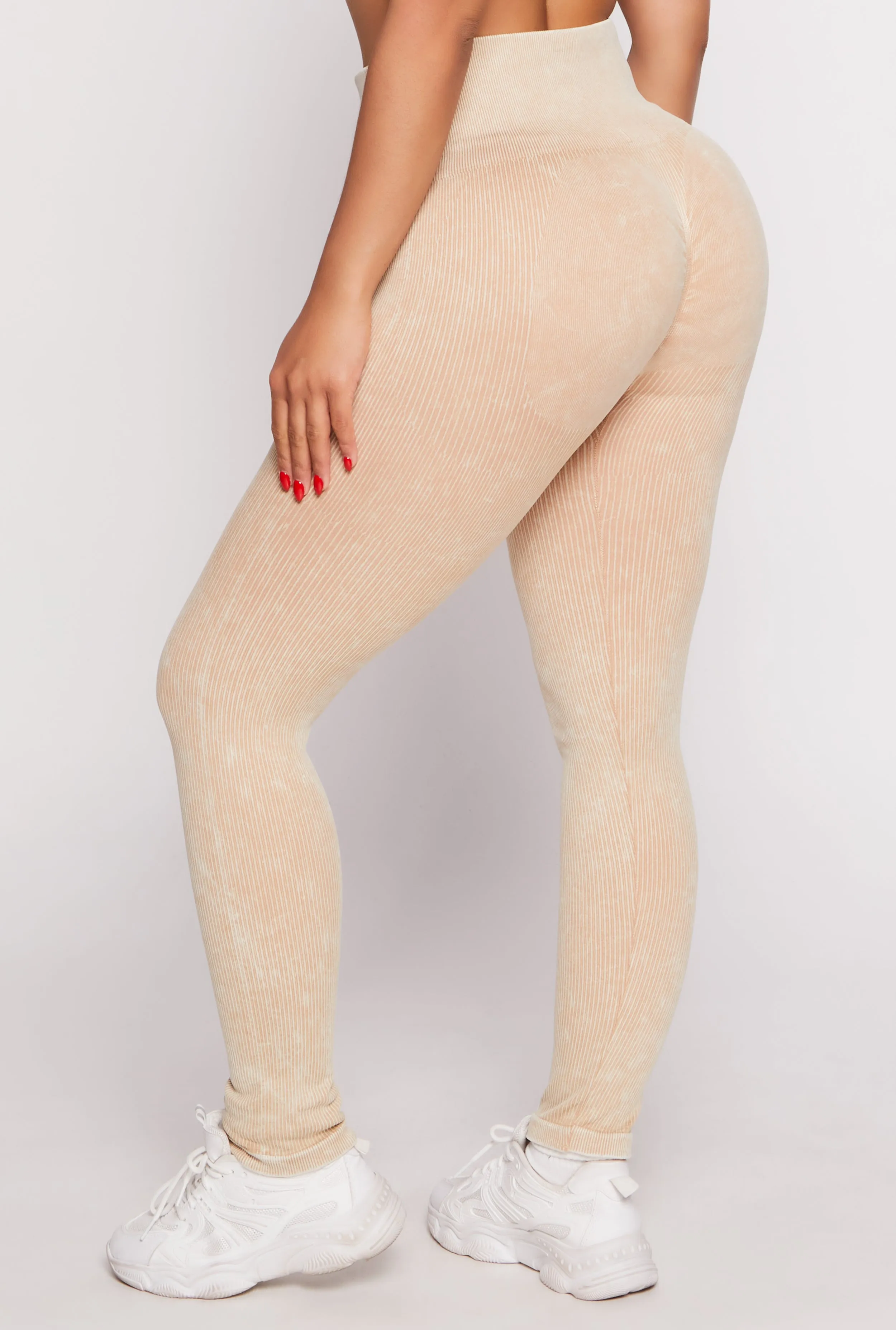 Daisy Seamless Ribbed High Waisted Leggings sold by Rainbow product image thumbnail 3