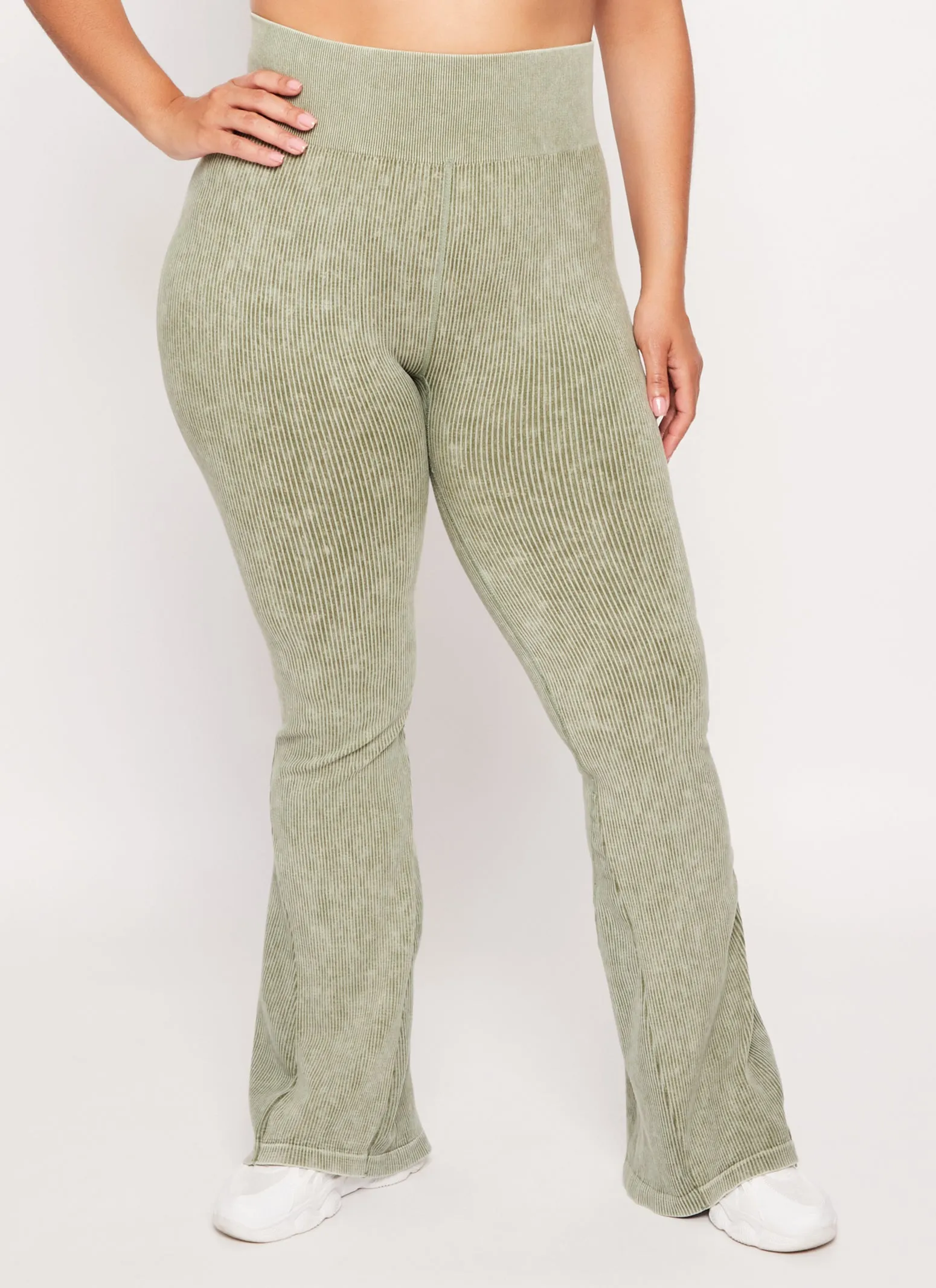 Plus Size Seamless Ribbed Flare Pants sold by Rainbow product image thumbnail 2