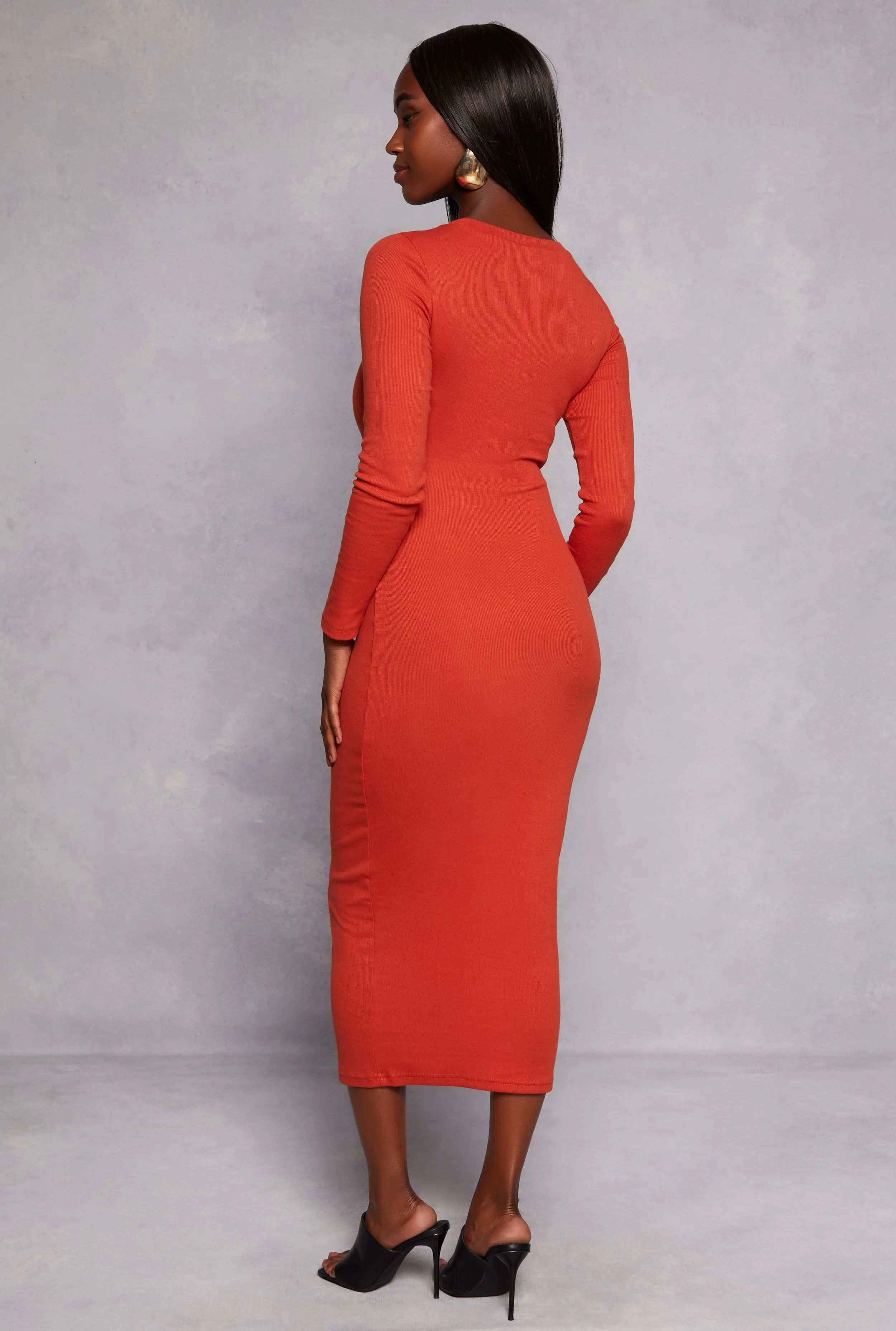 Daisy Ribbed Crew Neck Midi Dress sold by Rainbow product image thumbnail 3