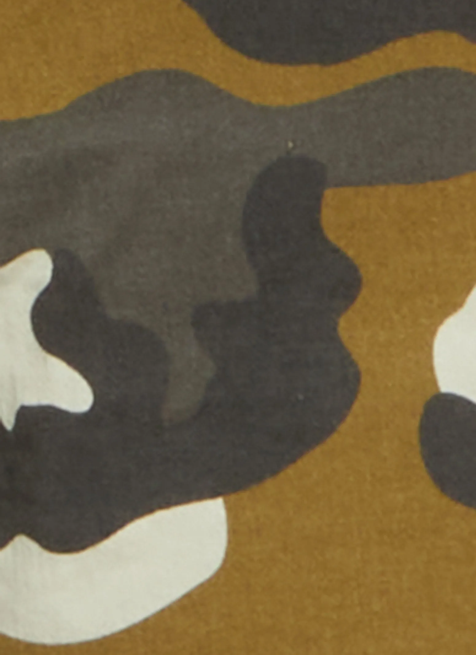 Almost Famous Belted Camo Cargo Pocket Shorts sold by Rainbow product image thumbnail 3