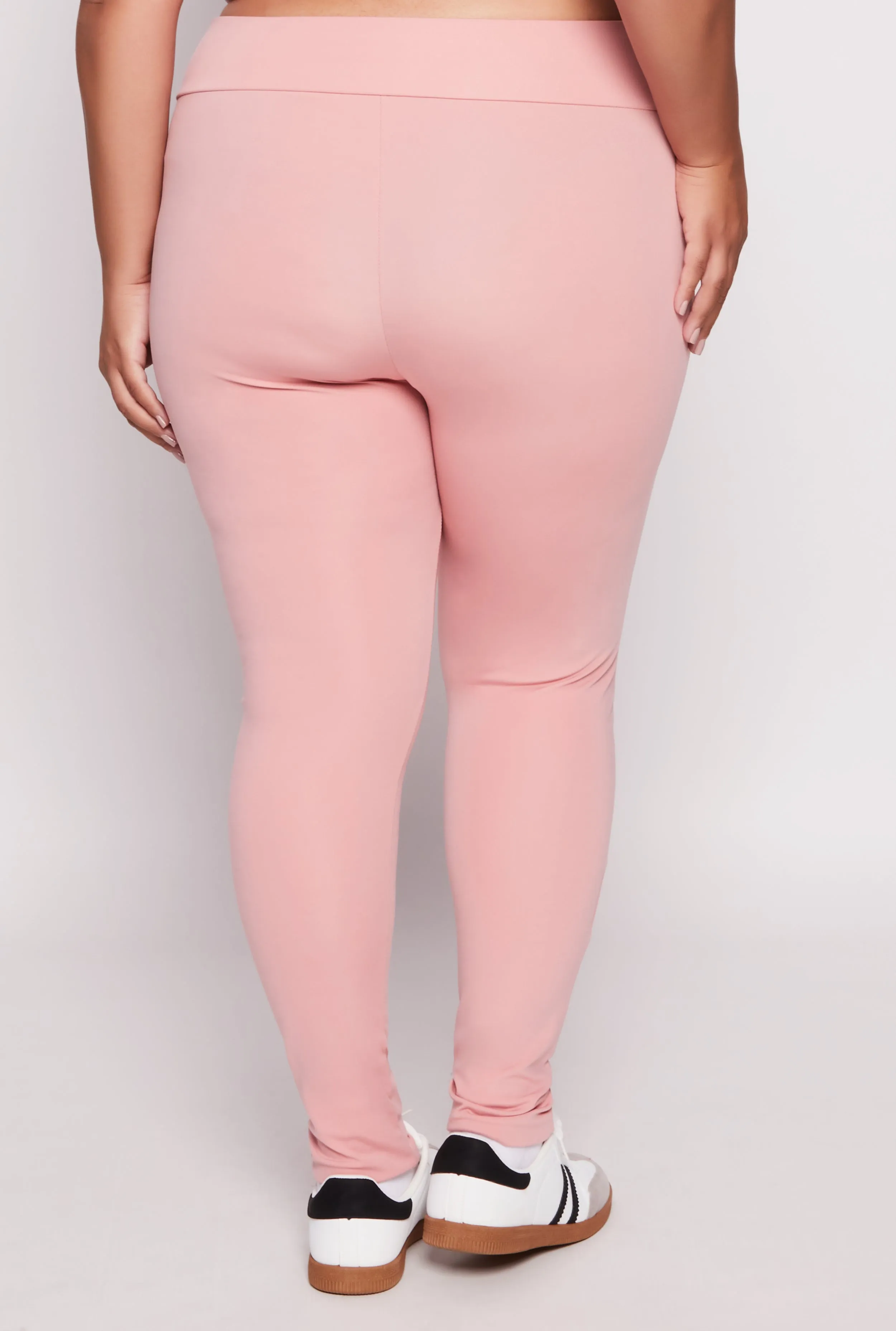 Plus Size High Waist Pocket Leggings sold by Rainbow product image thumbnail 3