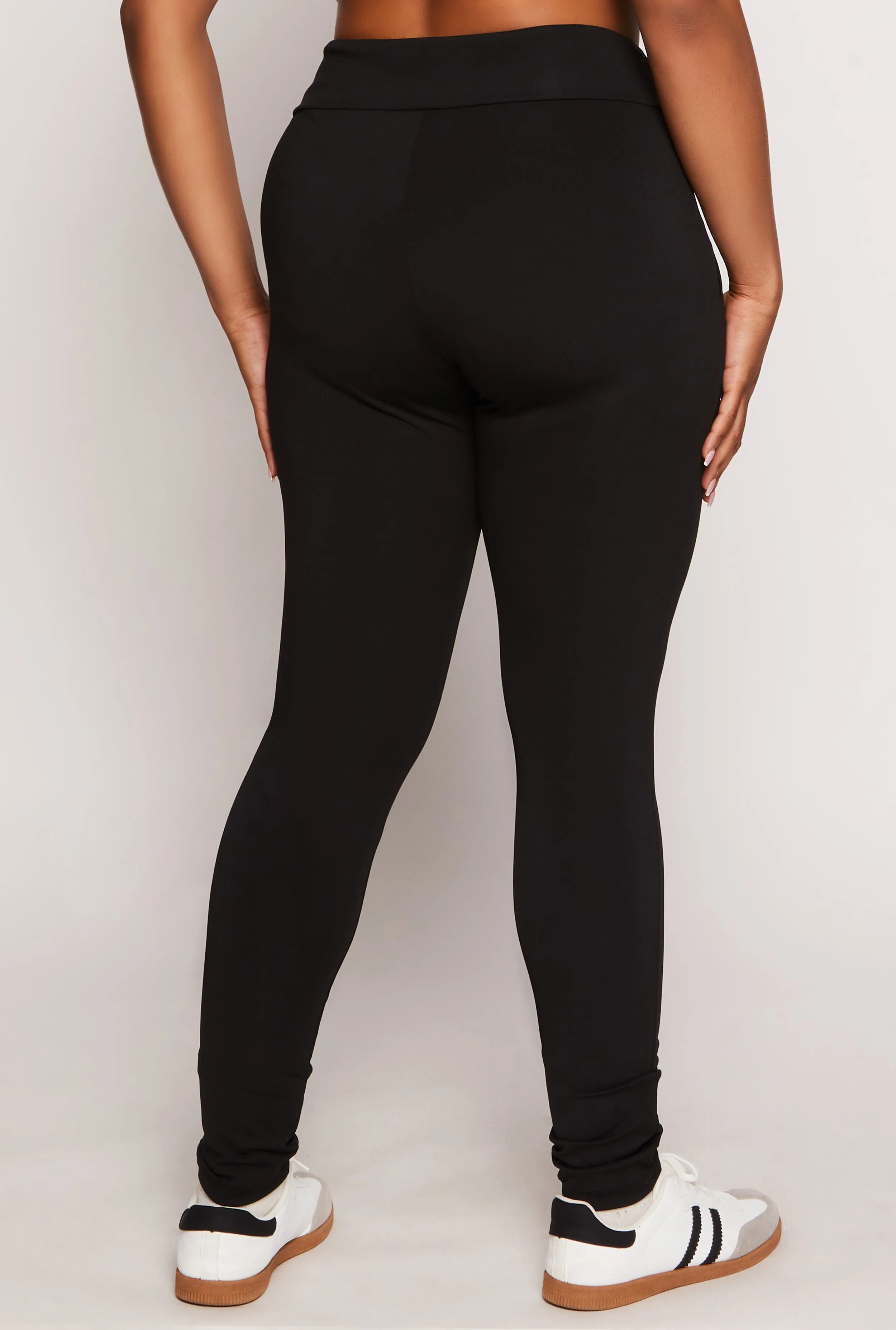 Plus Size High Waist Pocket Leggings sold by Rainbow product image thumbnail 3