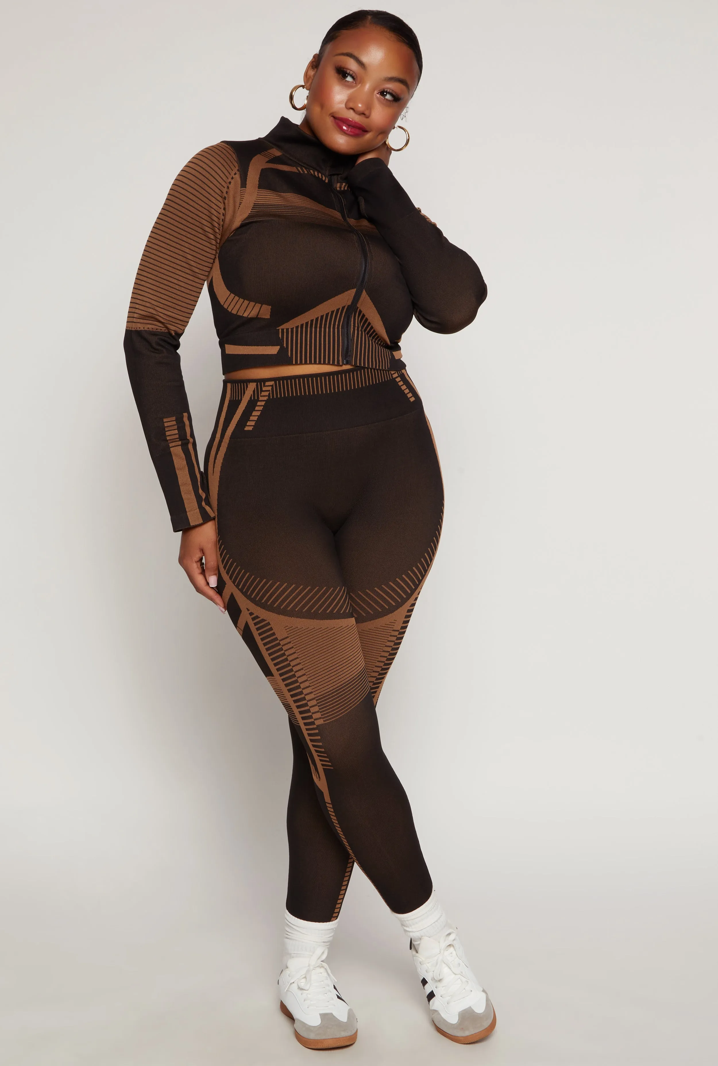 Plus Size Contrast Stripe Seamless Leggings sold by Rainbow