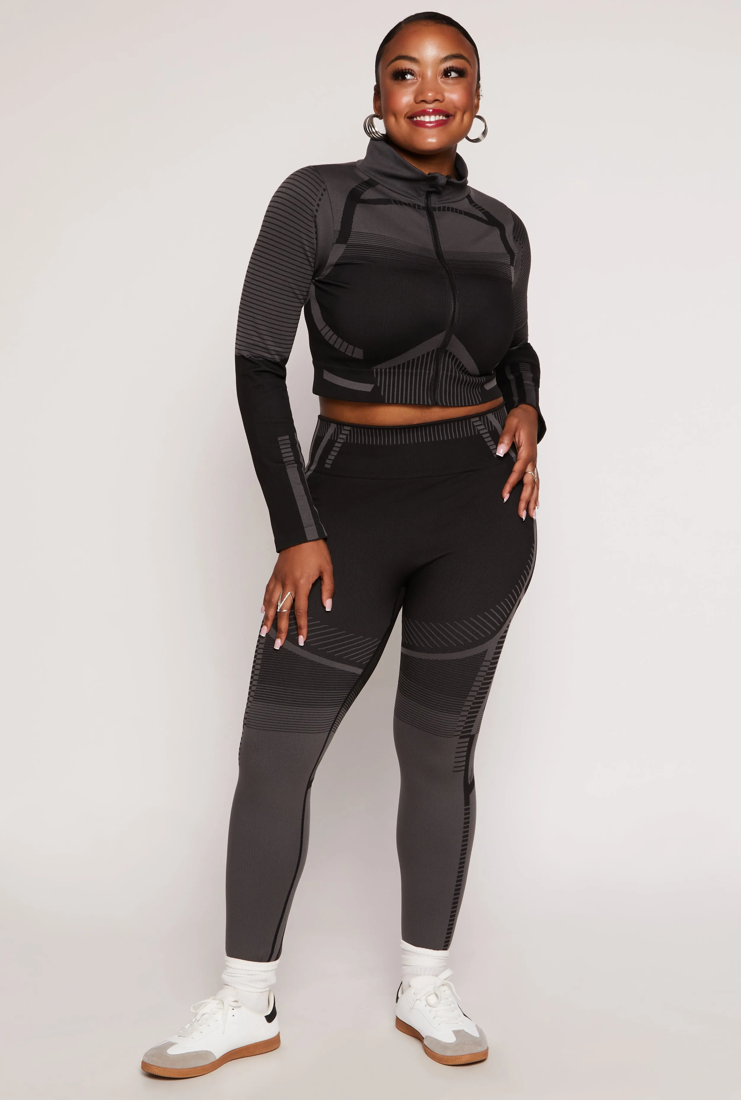 Plus Size Contrast Stripe Seamless Leggings sold by Rainbow