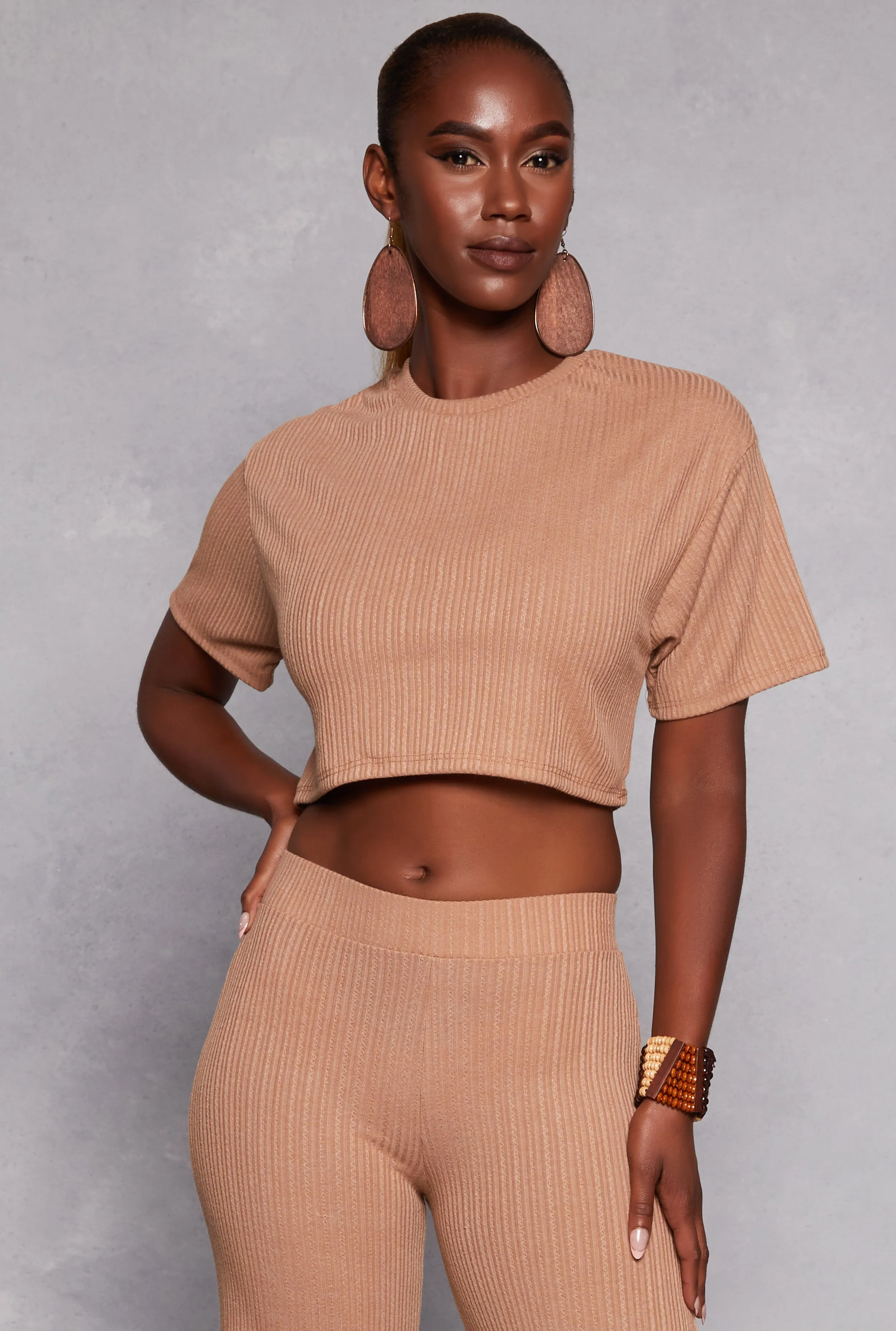 Ribbed Knit Crew Neck Cropped Tee sold by Rainbow