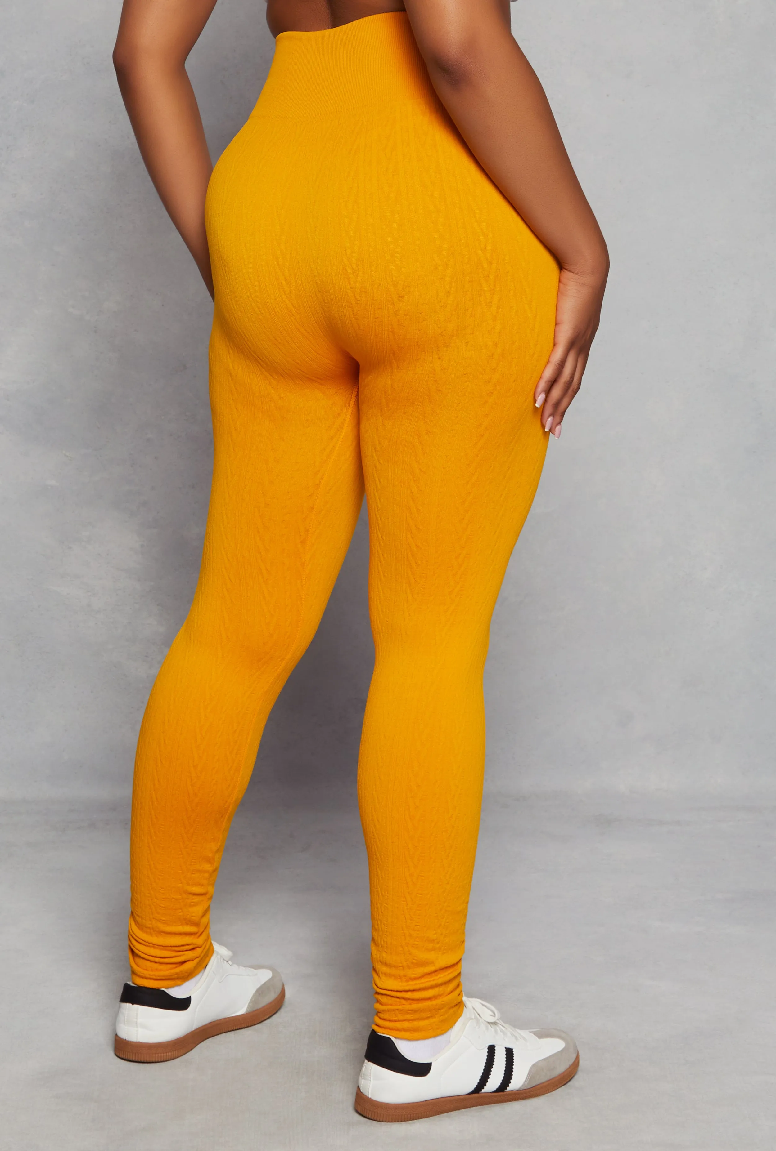 Plus Size Seamless Cable Knit High Waist Leggings sold by Rainbow product image thumbnail 3