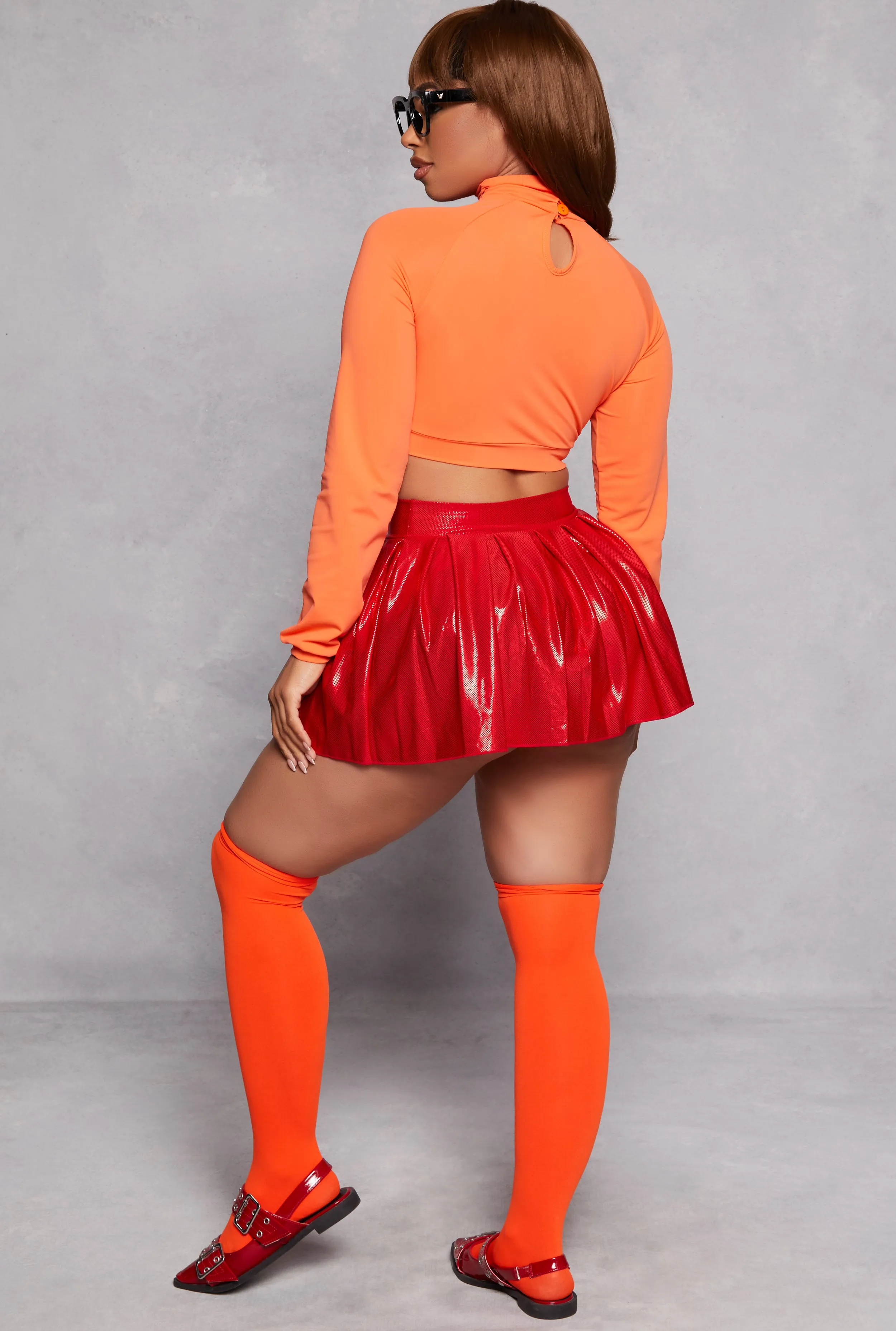 Sexy Smarty Detective Costume with Wig sold by Rainbow product image thumbnail 3