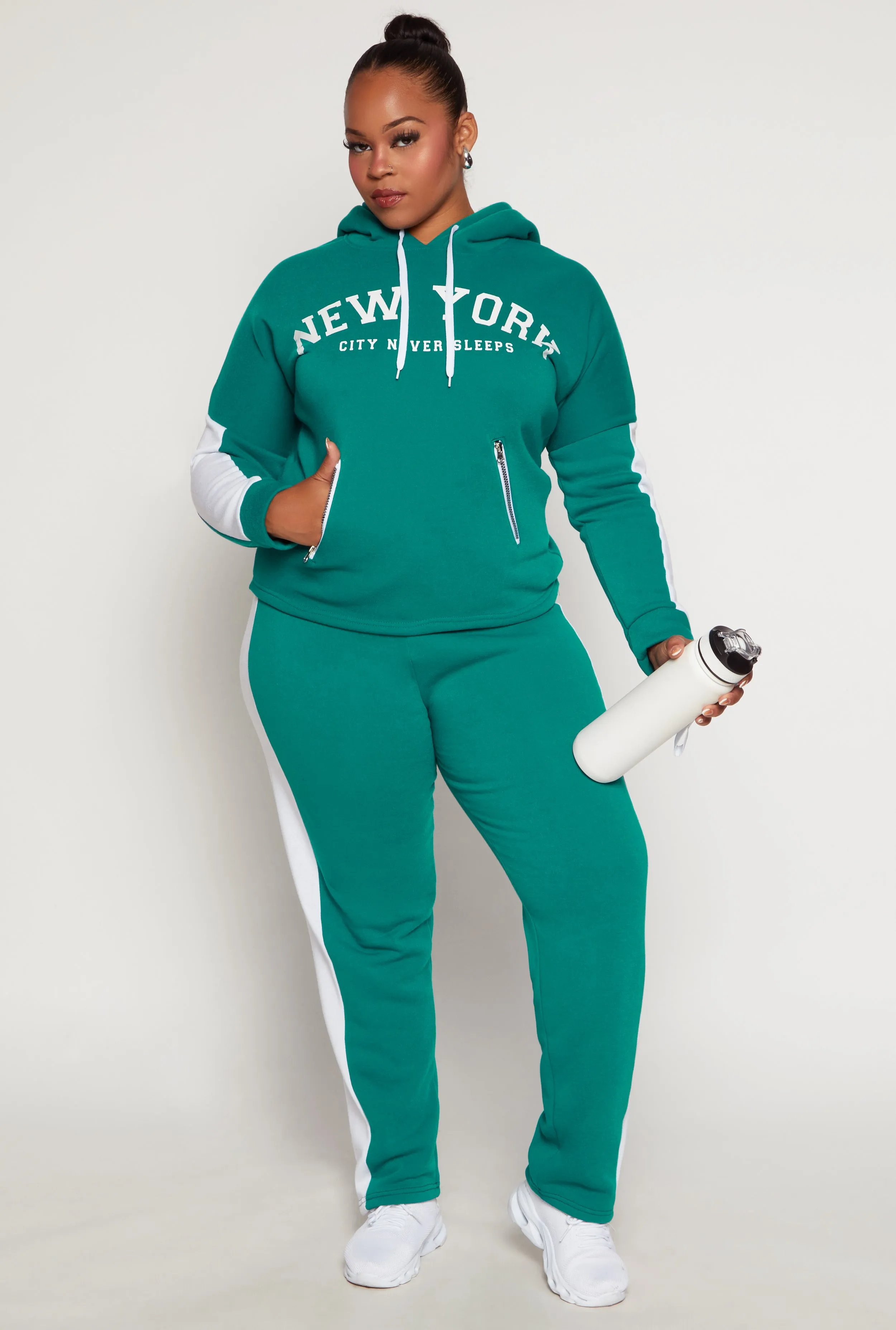 Plus Size New York City Never Sleeps Pullover Hoodie sold by Rainbow product image thumbnail 2