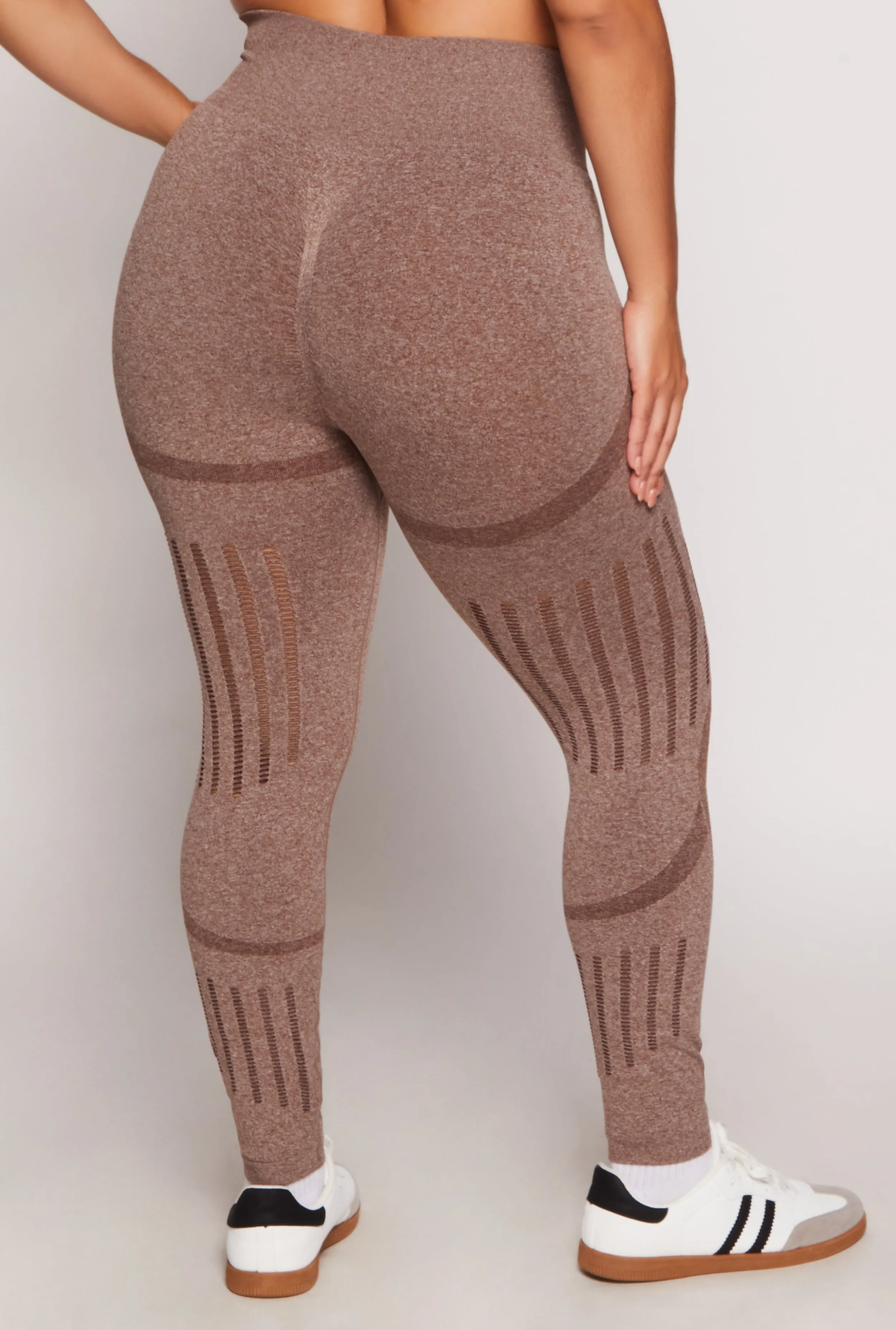 Plus Size Seamless Laser Cut Leggings sold by Rainbow product image thumbnail 3