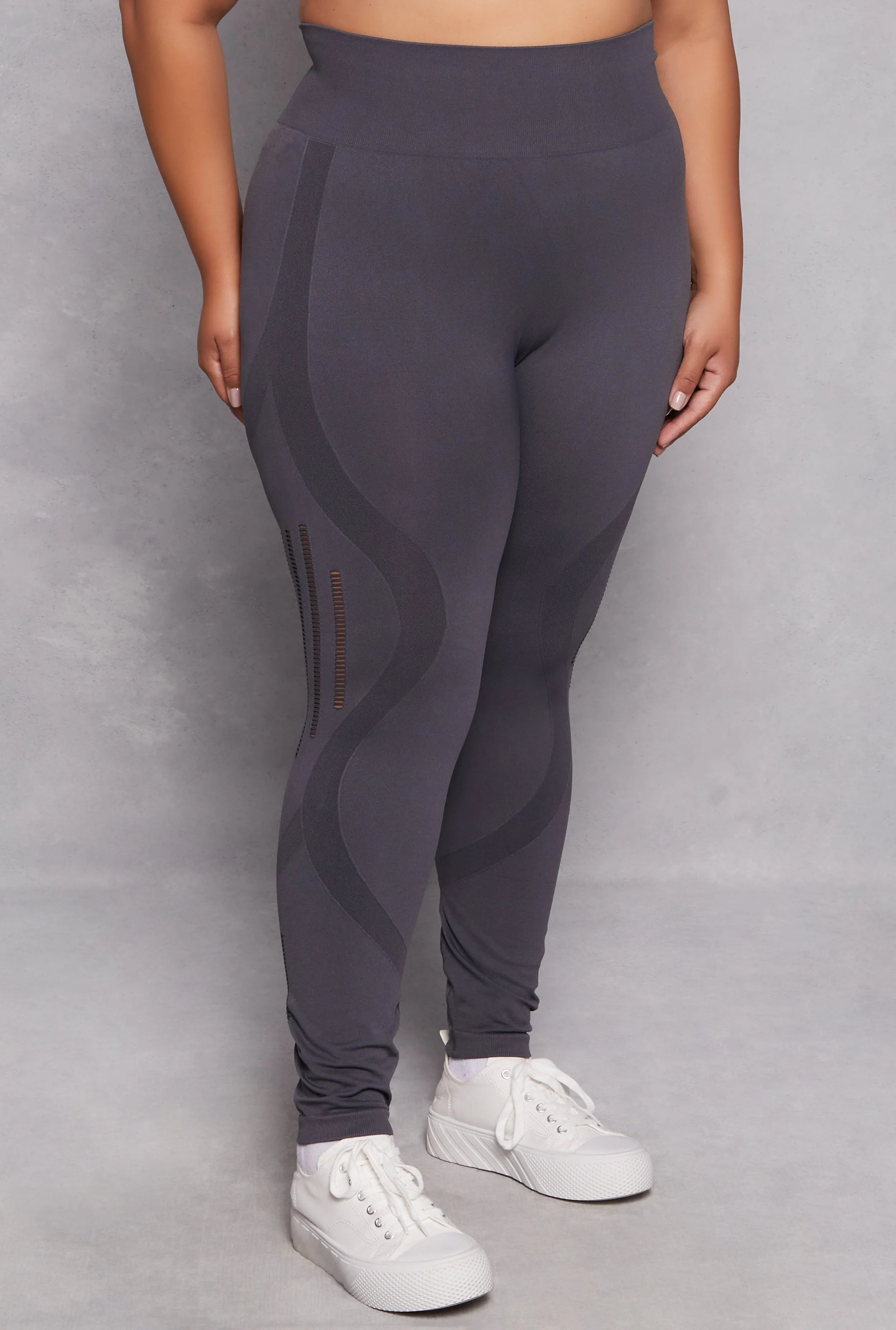 Plus Size Seamless Laser Cut Leggings sold by Rainbow product image thumbnail 2