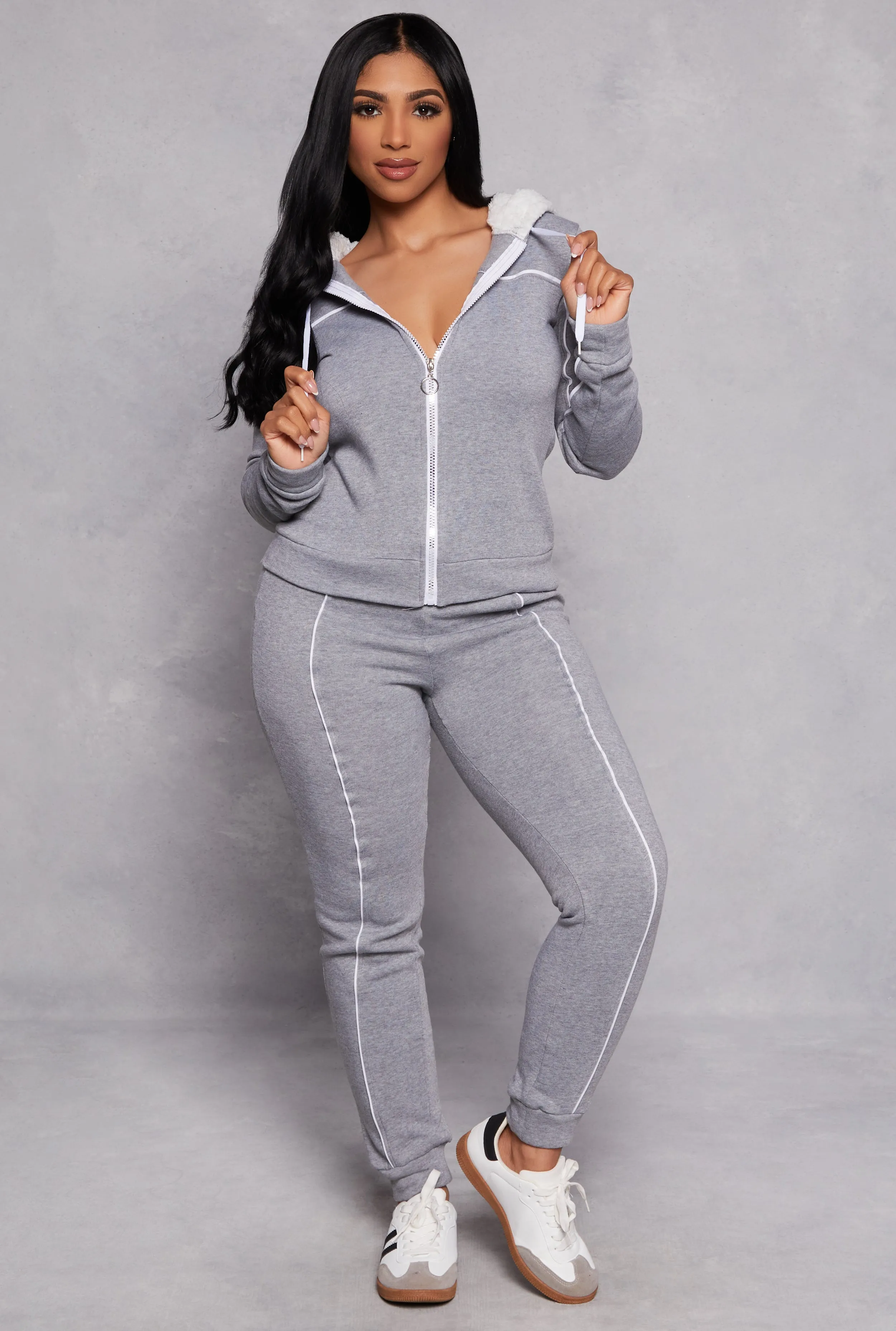 Contrast Piping Zip Sherpa Hooded Sweatshirt sold by Rainbow product image thumbnail 2