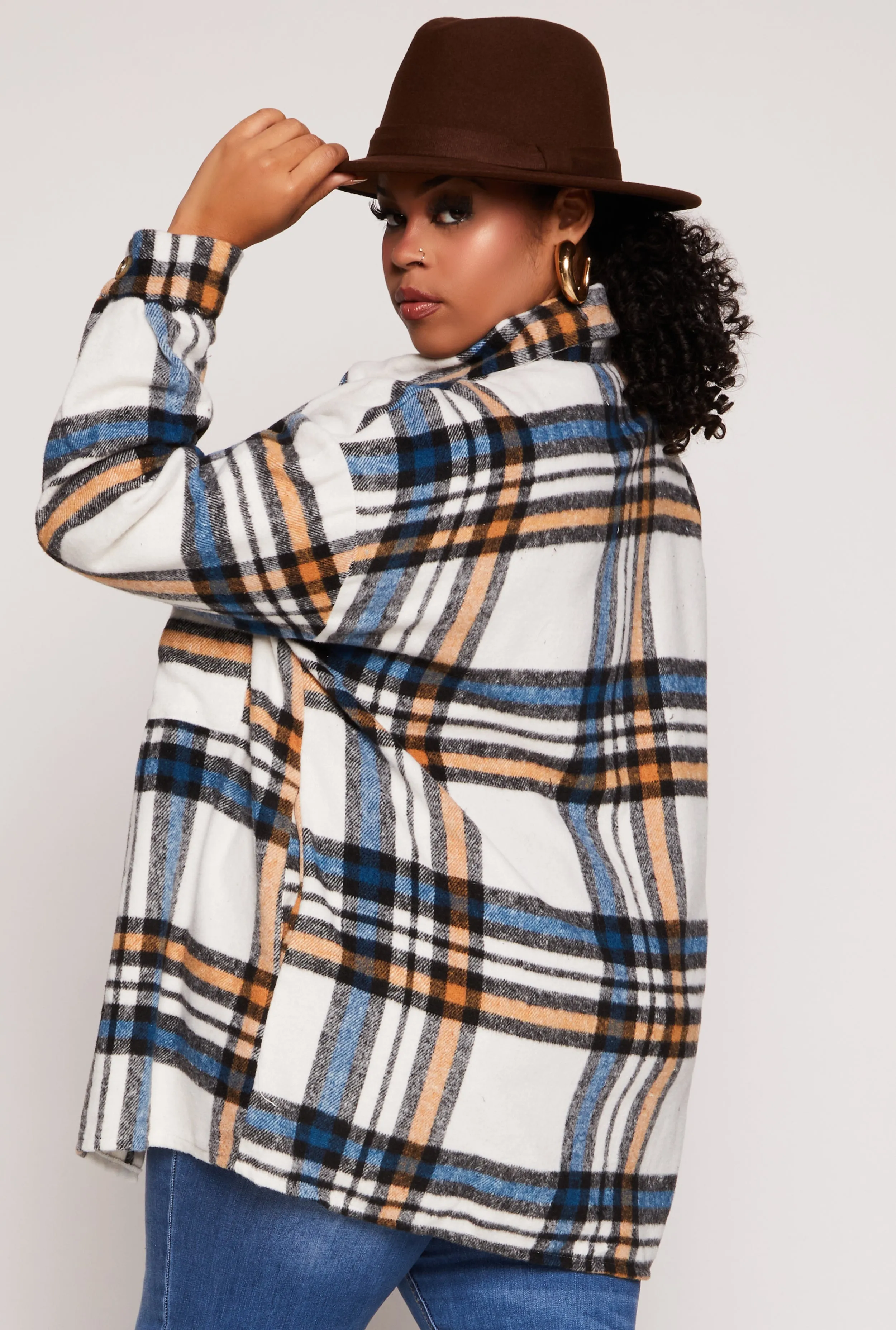 Plus Size Spoon Jeans Brushed Knit Plaid Shacket sold by Rainbow product image thumbnail 3