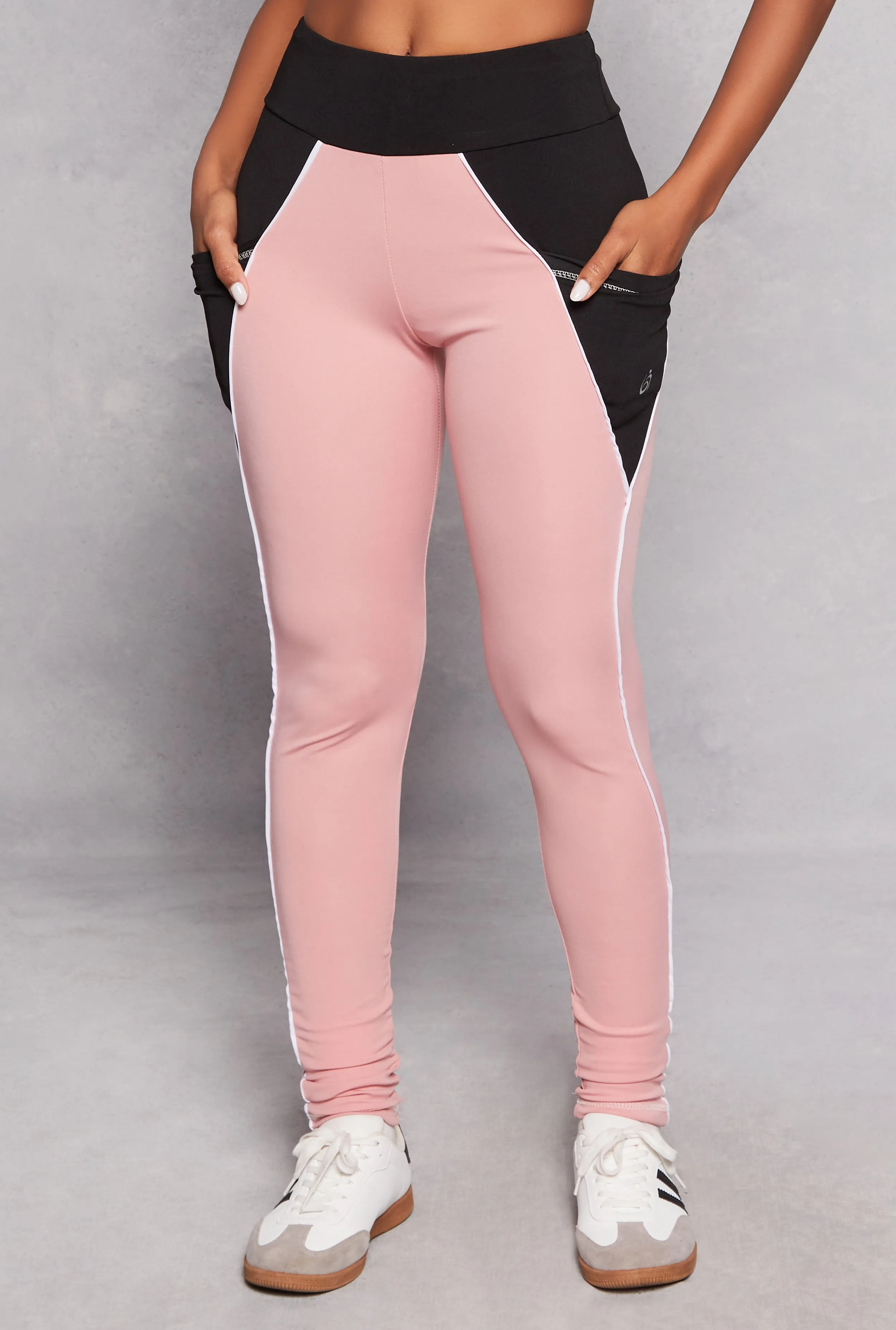 Contrast Piping Color Block Leggings sold by Rainbow product image thumbnail 2
