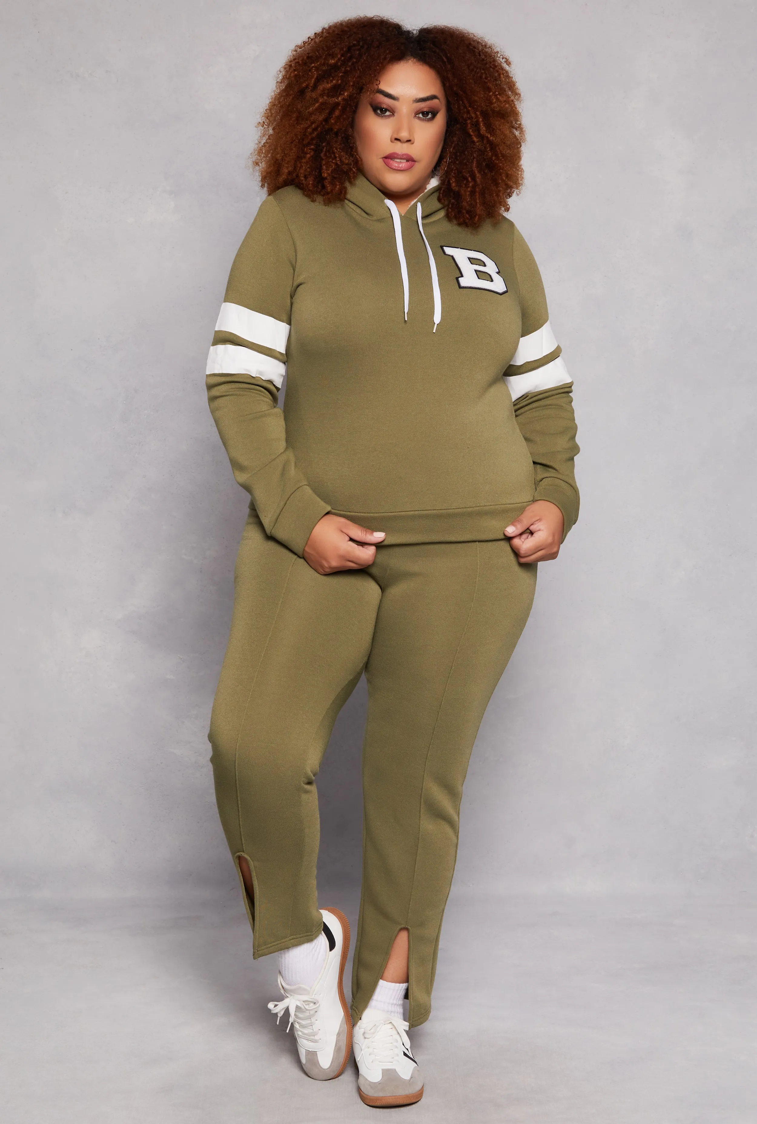Plus Size B Initial Chenille Patch Pullover Hoodie sold by Rainbow product image thumbnail 2