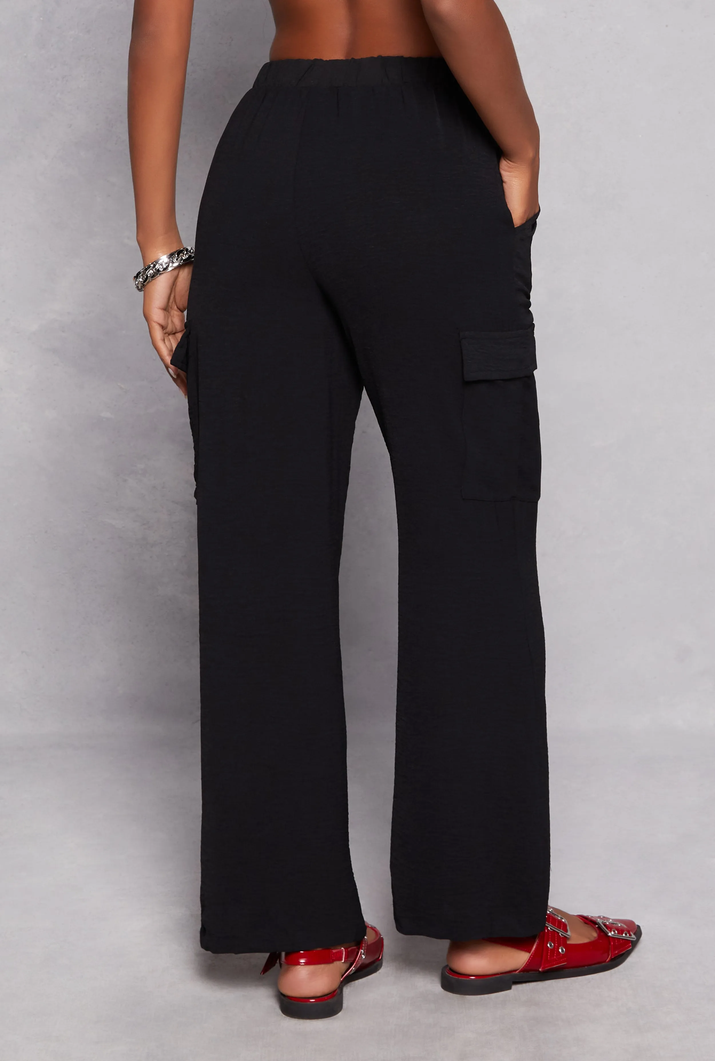 Airy Crepe Knit Cargo Wide Leg Pants sold by Rainbow product image thumbnail 3