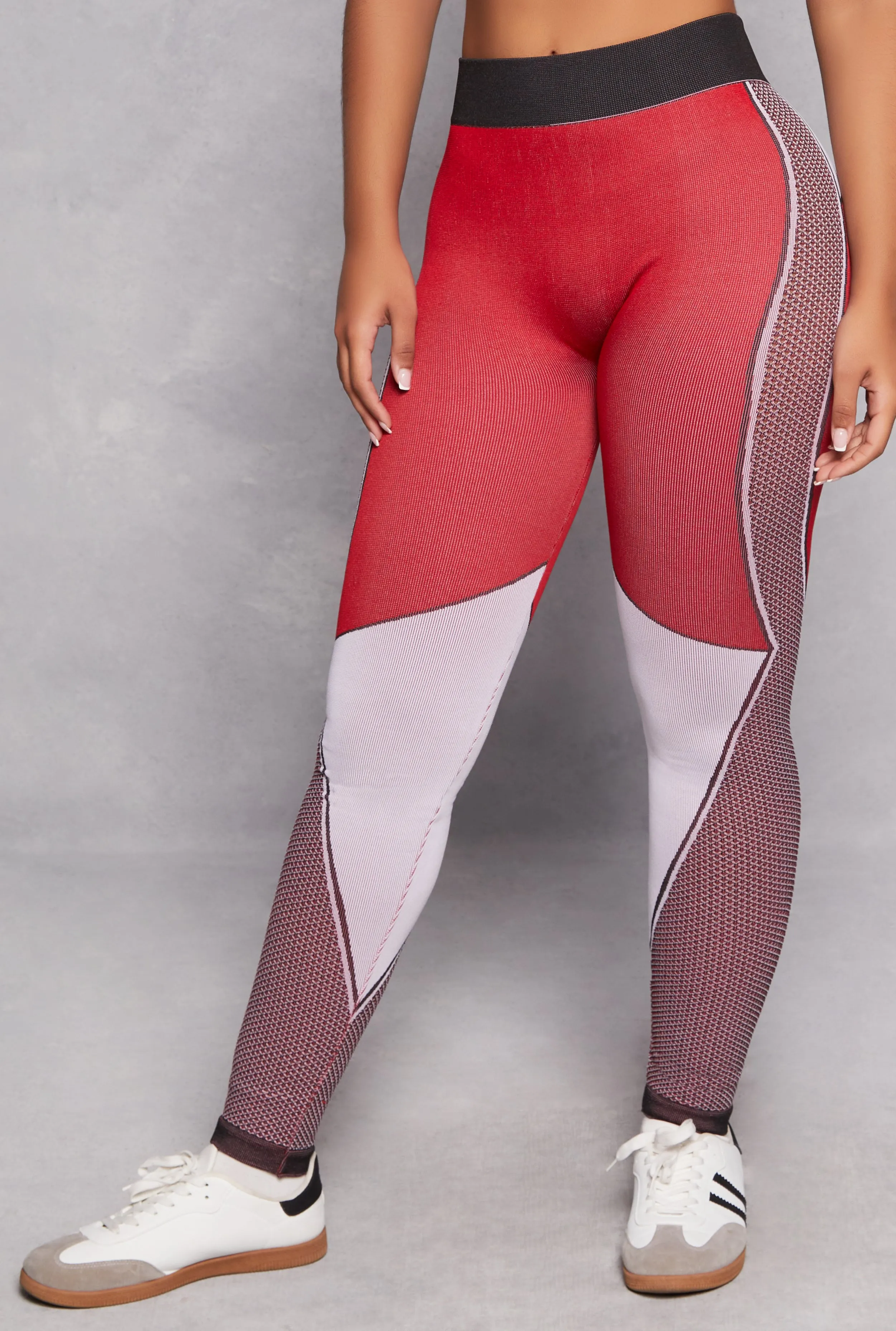 Color Block Seamless Compression Rib Leggings sold by Rainbow product image thumbnail 2