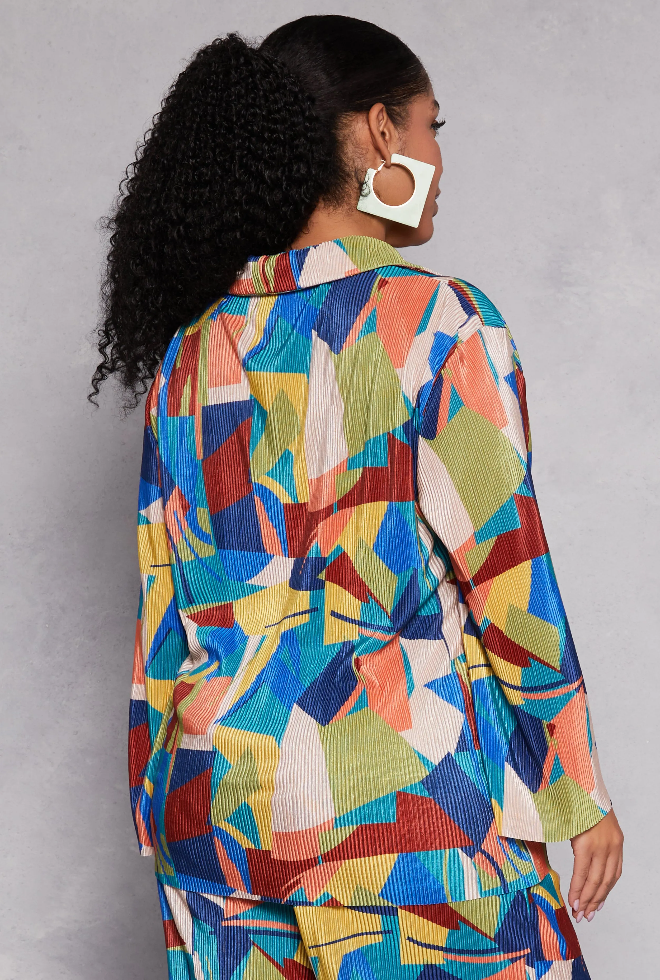 Plus Size Plisse Printed Button Front Shirt sold by Rainbow product image thumbnail 3