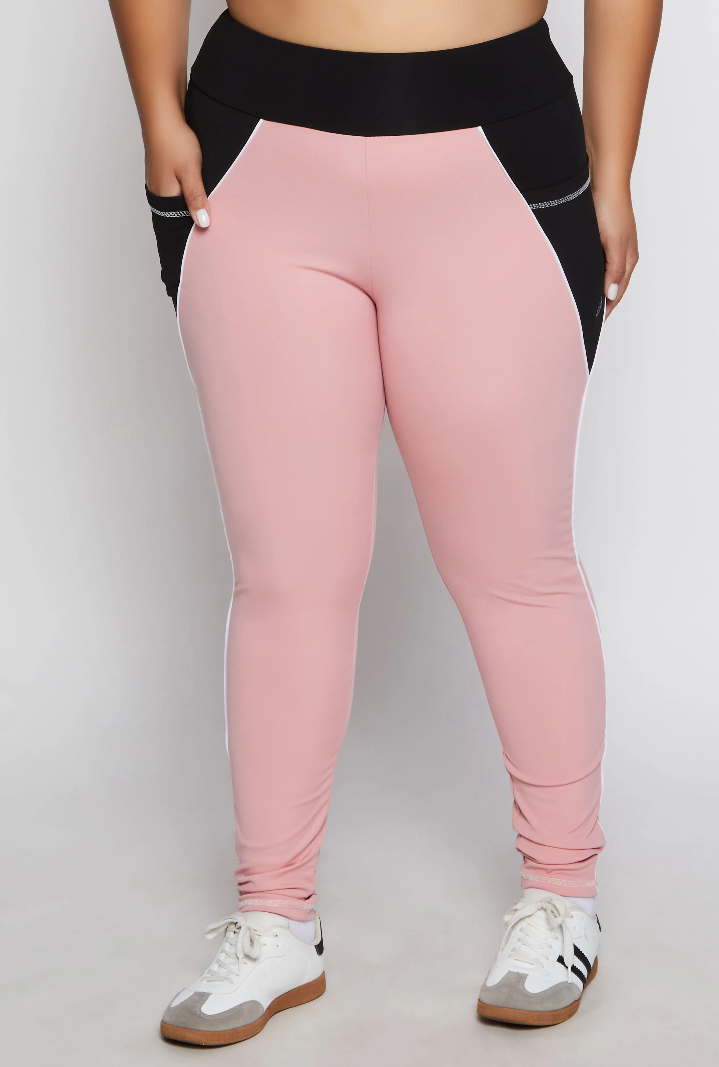 Plus Size Color Block Contrast Trim Active Leggings sold by Rainbow product image thumbnail 2