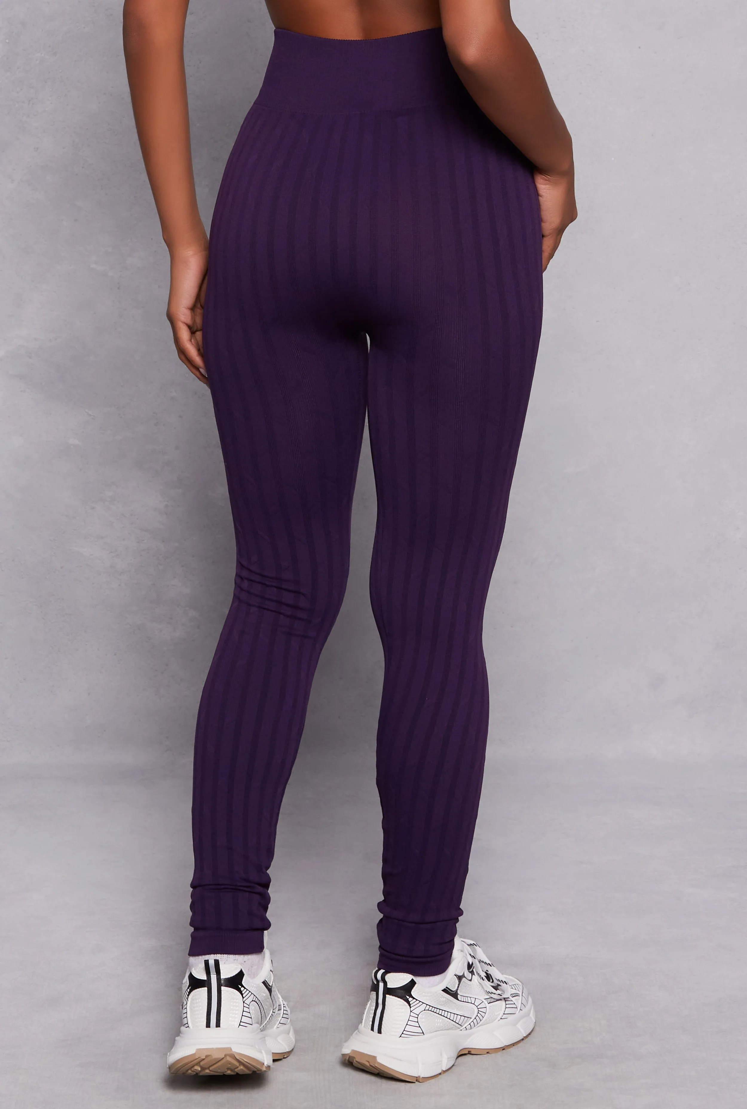 Seamless Shadow Stripe Leggings sold by Rainbow product image thumbnail 3