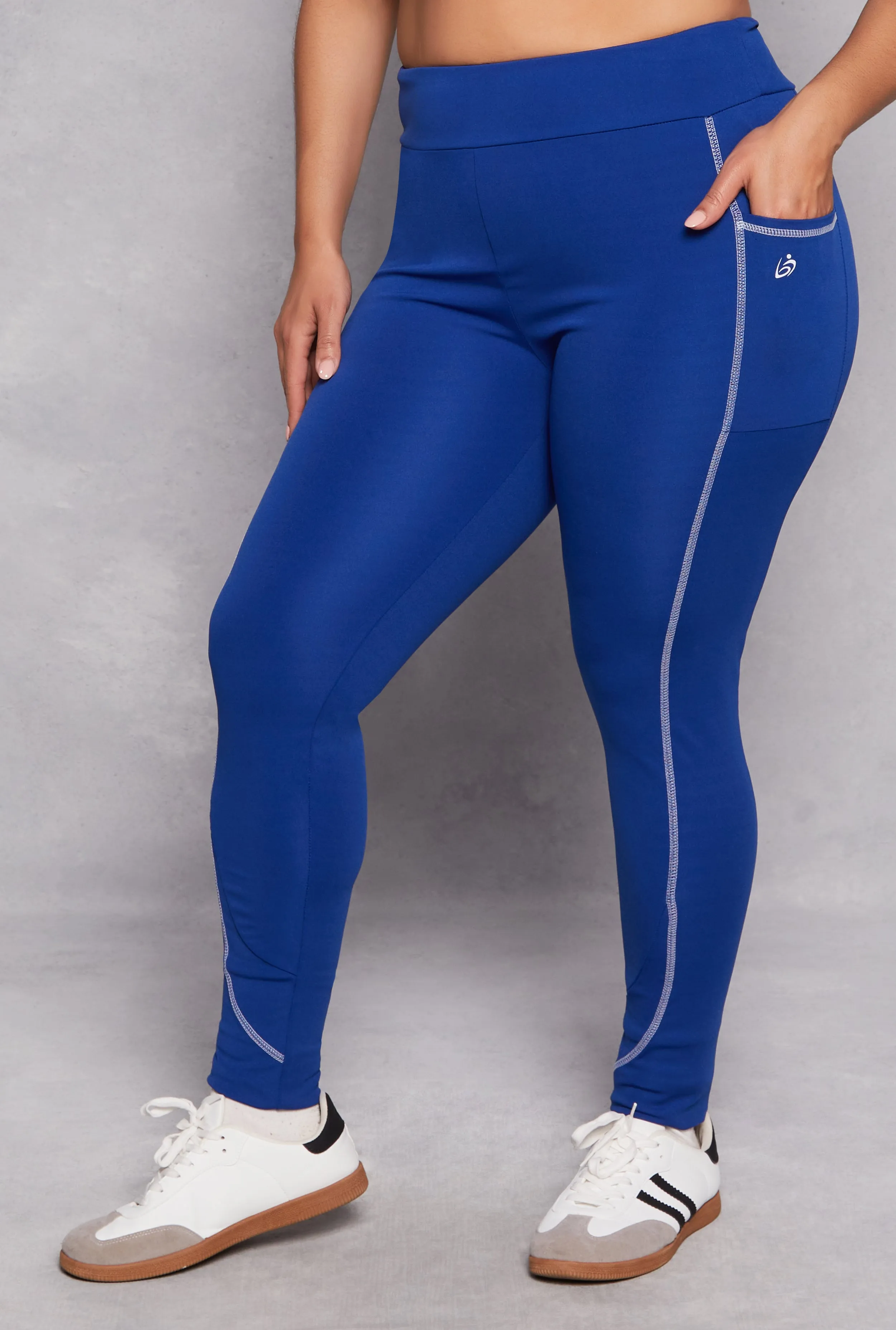 Plus Size Decorative Stitch Pocket Leggings sold by Rainbow product image thumbnail 2