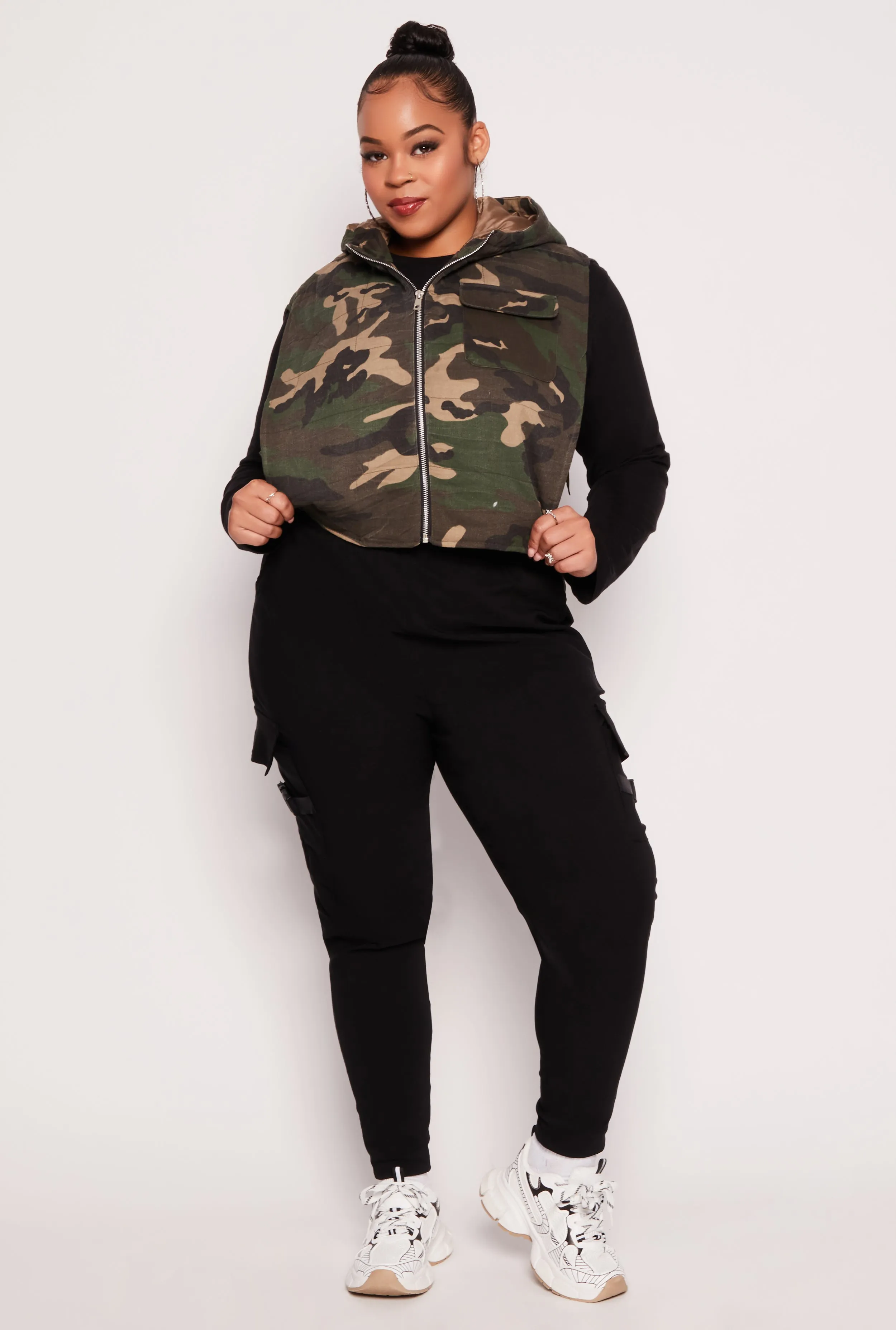 Plus Size Camo Zip Front Cropped Vest sold by Rainbow product image thumbnail 2