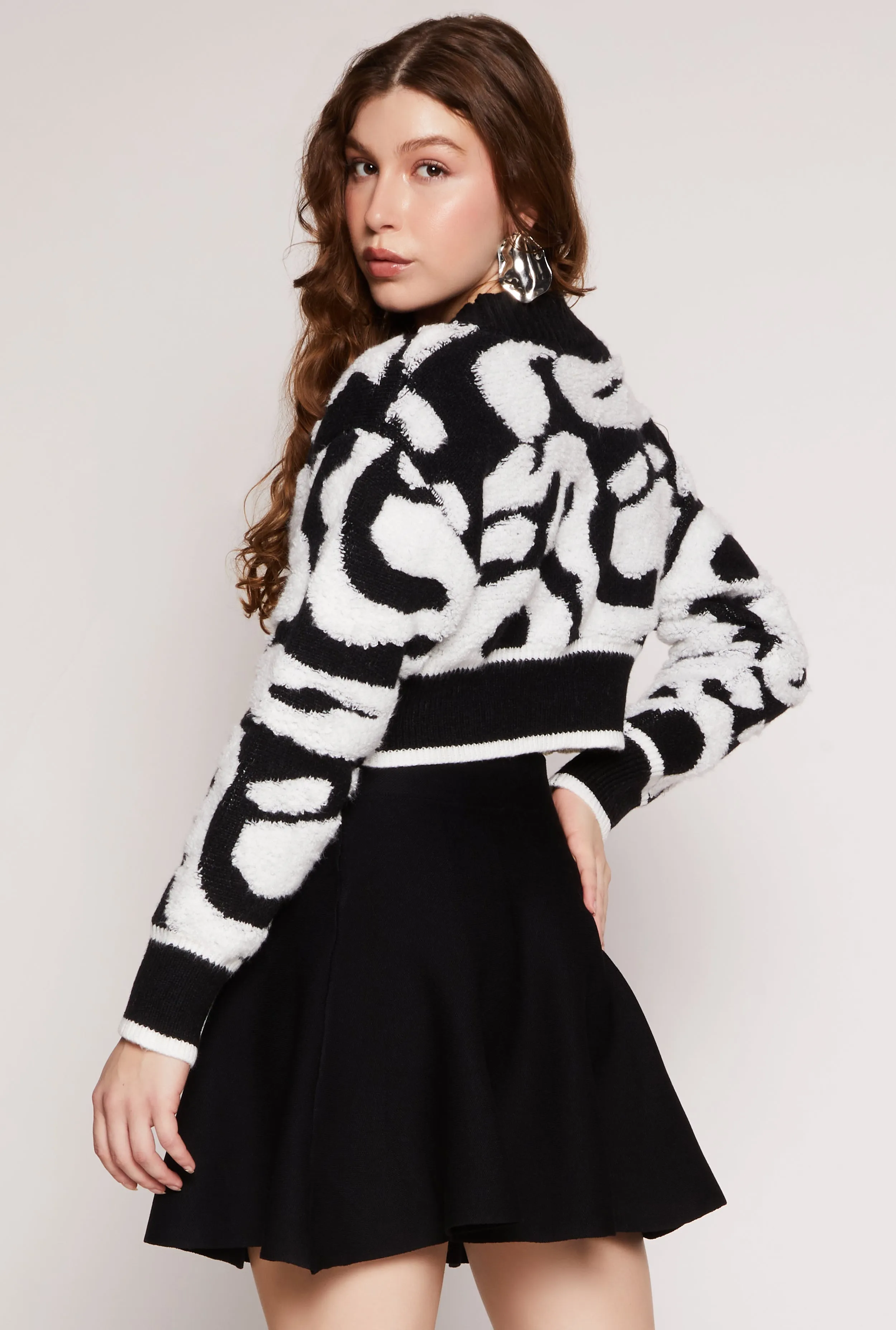 Daisy Tufted Knit Cropped Cardigan sold by Rainbow product image thumbnail 3