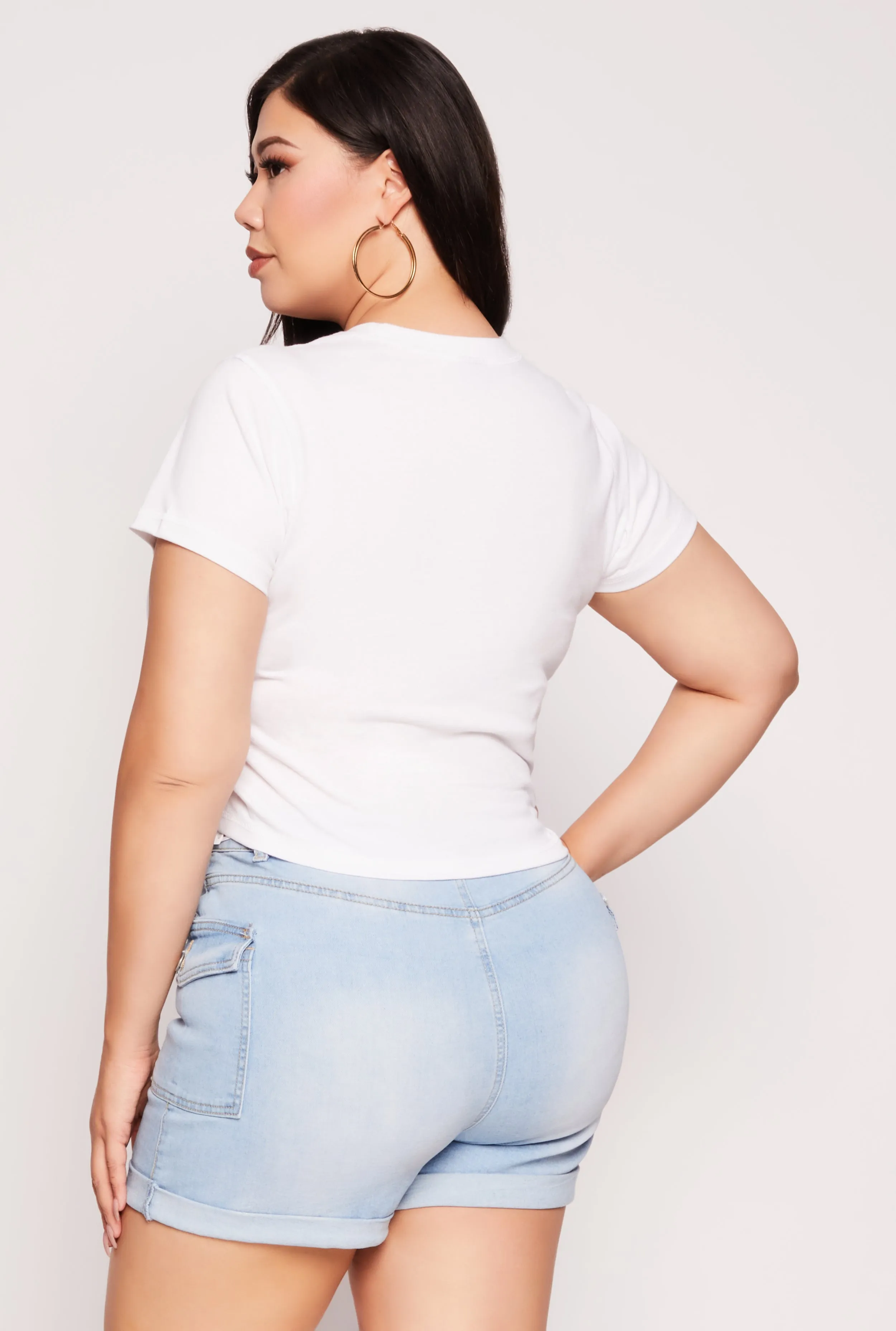 Plus Size NBA Los Angeles Lakers Graphic Crop Top sold by Rainbow product image thumbnail 3