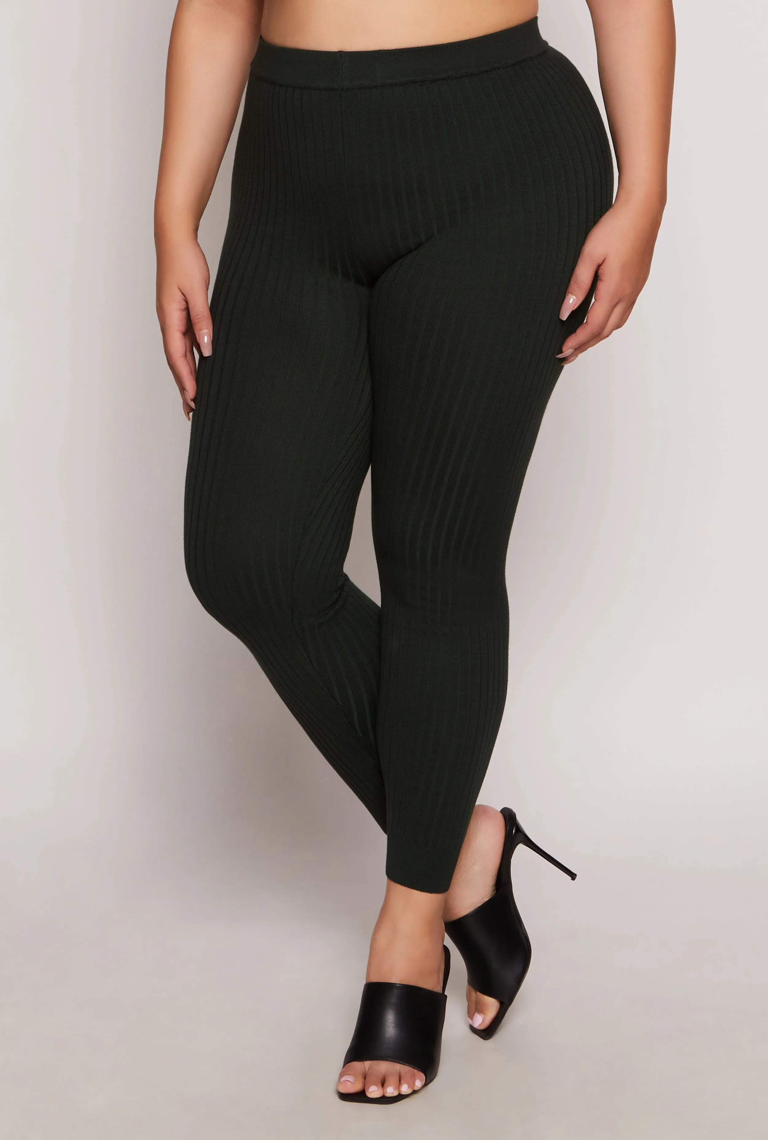 Plus Size Daisy Ribbed Knit Leggings sold by Rainbow product image thumbnail 2