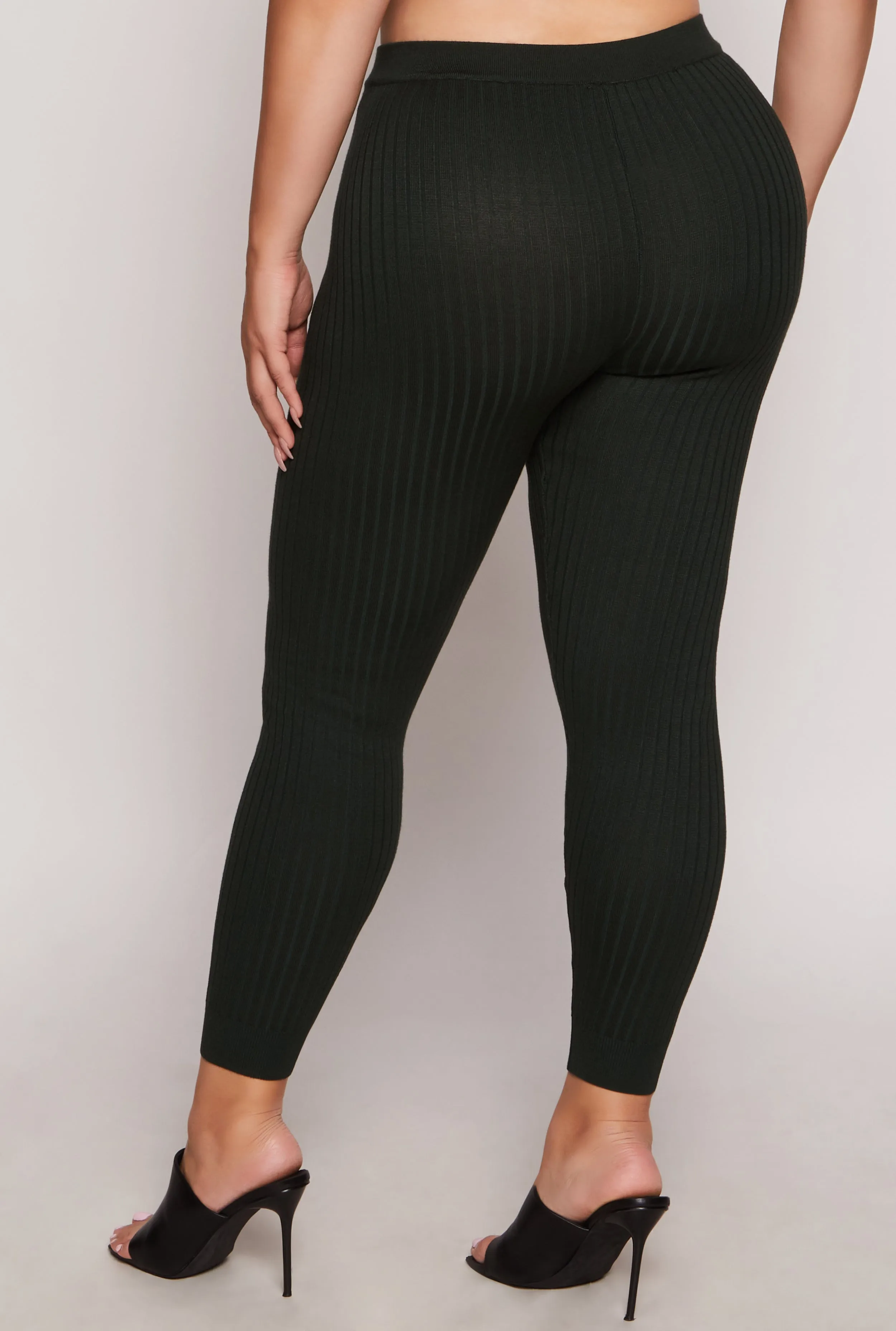 Plus Size Daisy Ribbed Knit Leggings sold by Rainbow product image thumbnail 3
