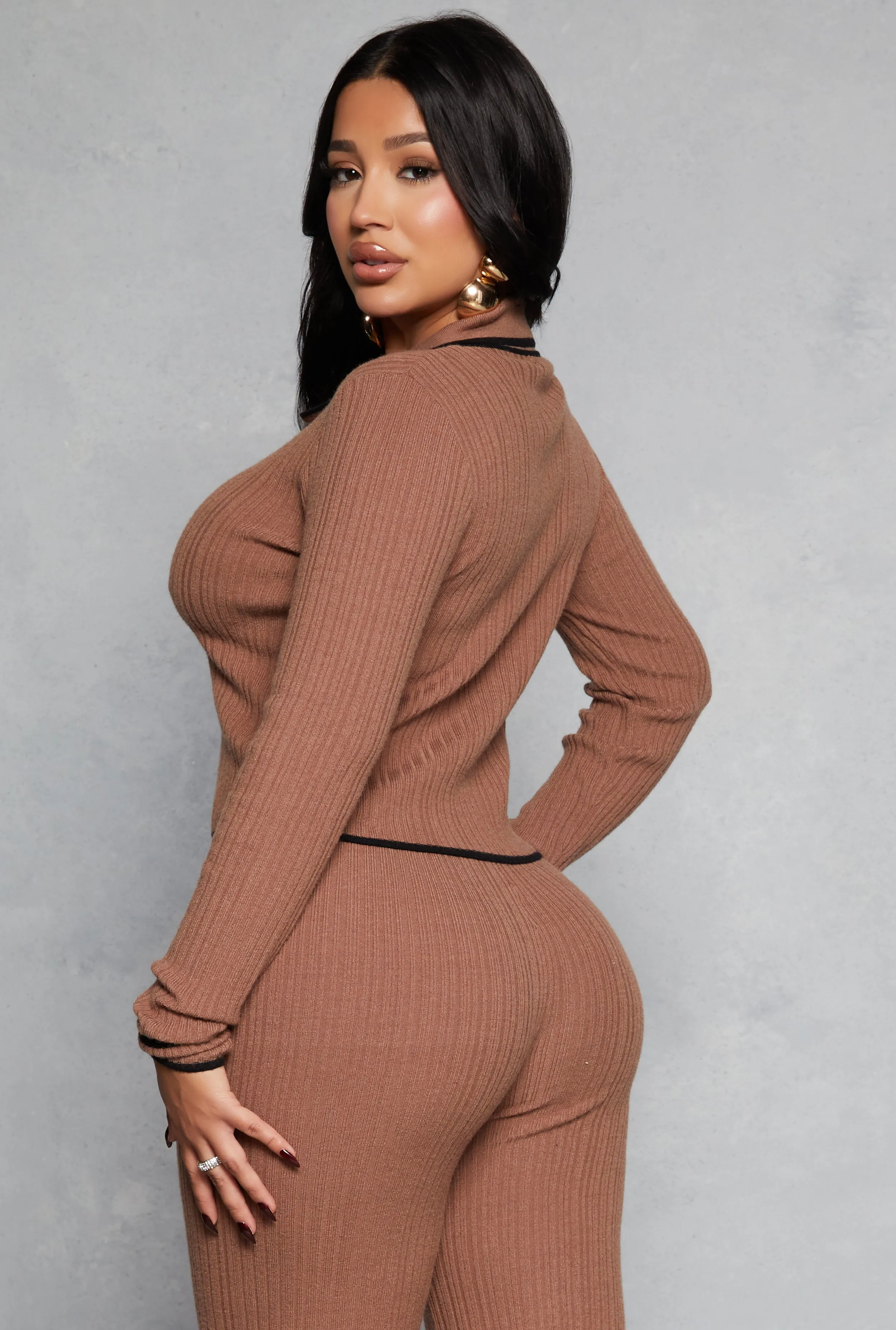 Ribbed Knit Contrast Trim Crop Top sold by Rainbow product image thumbnail 3