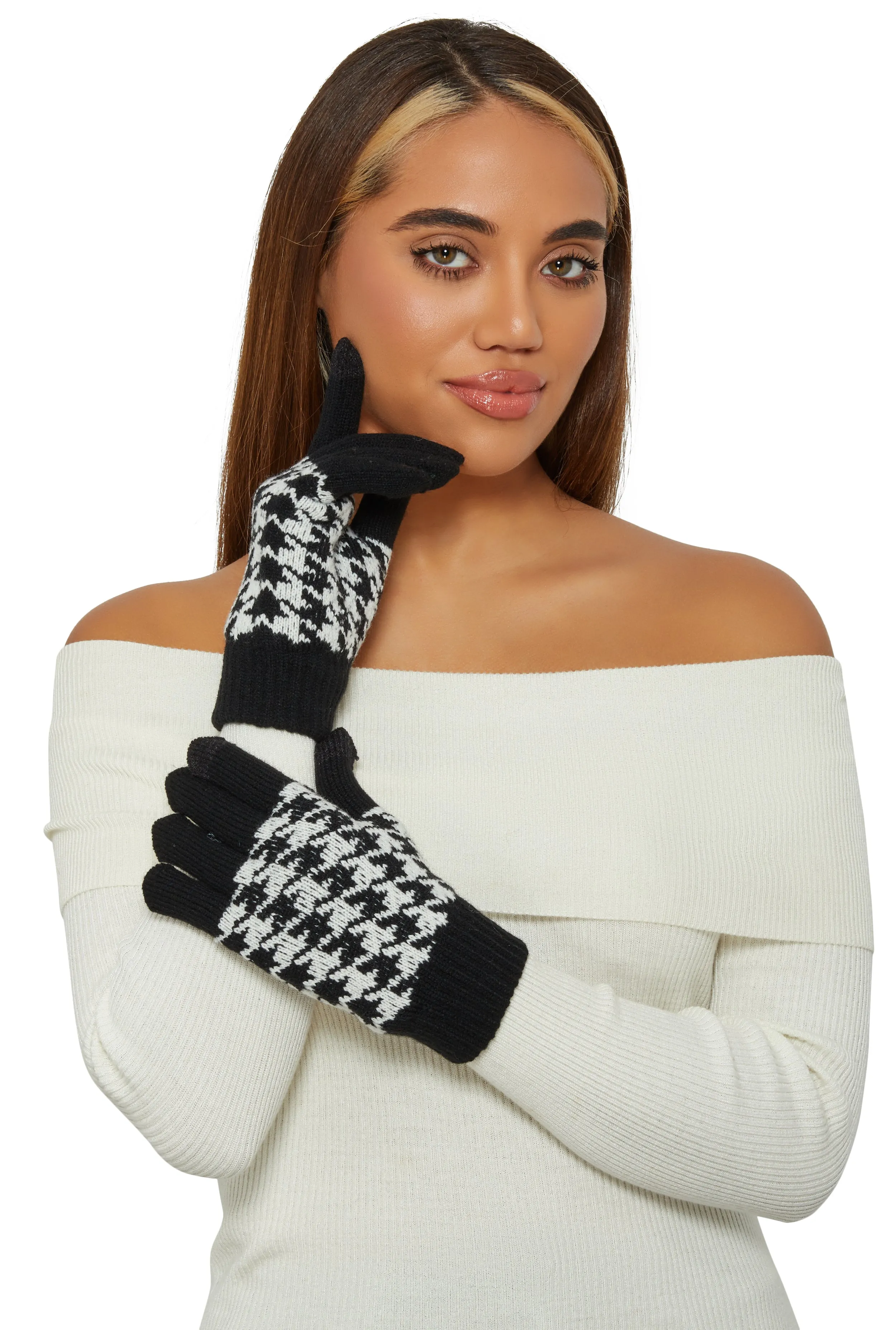 Houndstooth Patterned Texting Gloves sold by Rainbow