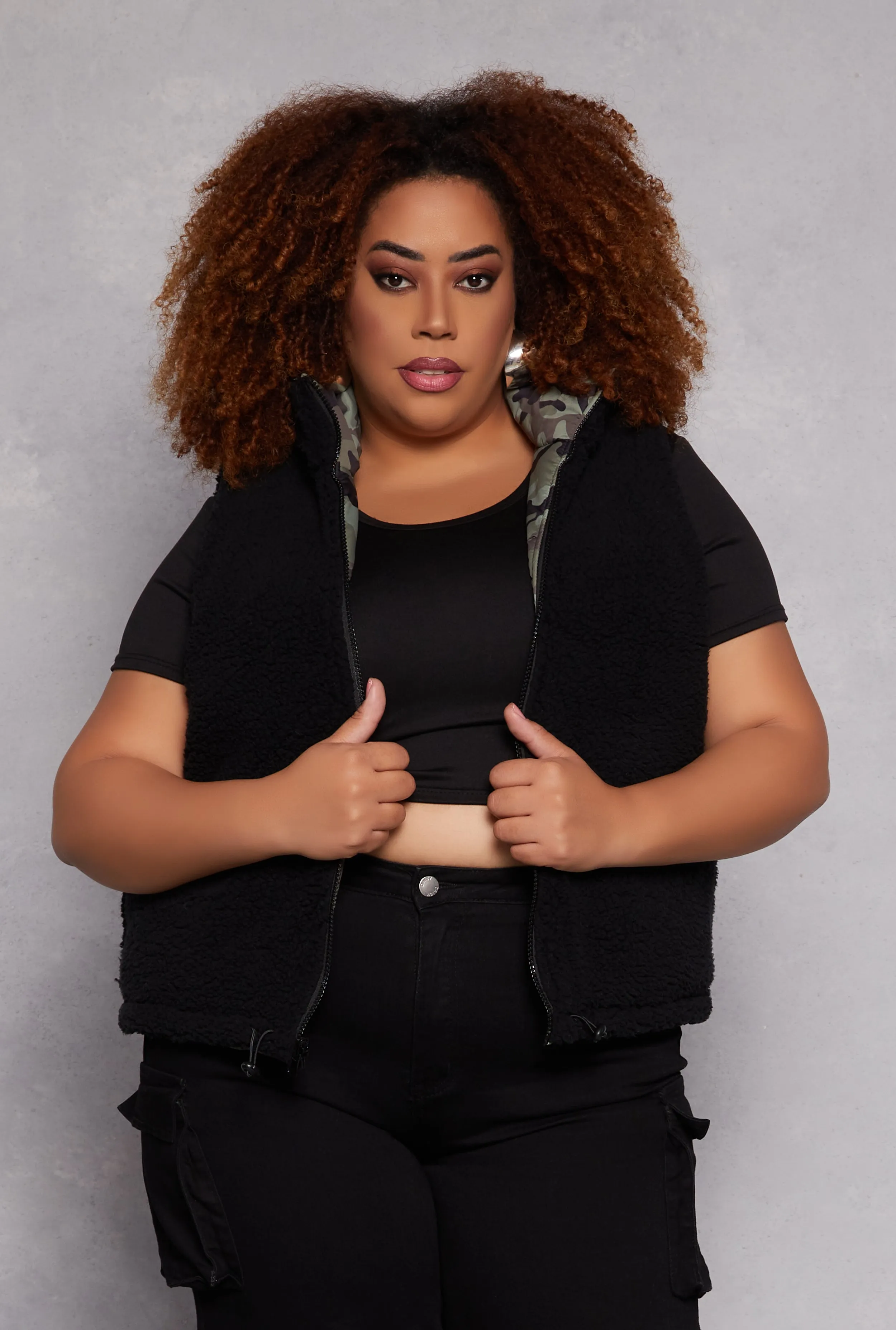 Plus Size Reversible Camo Zip Front Puffer Vest sold by Rainbow product image thumbnail 5