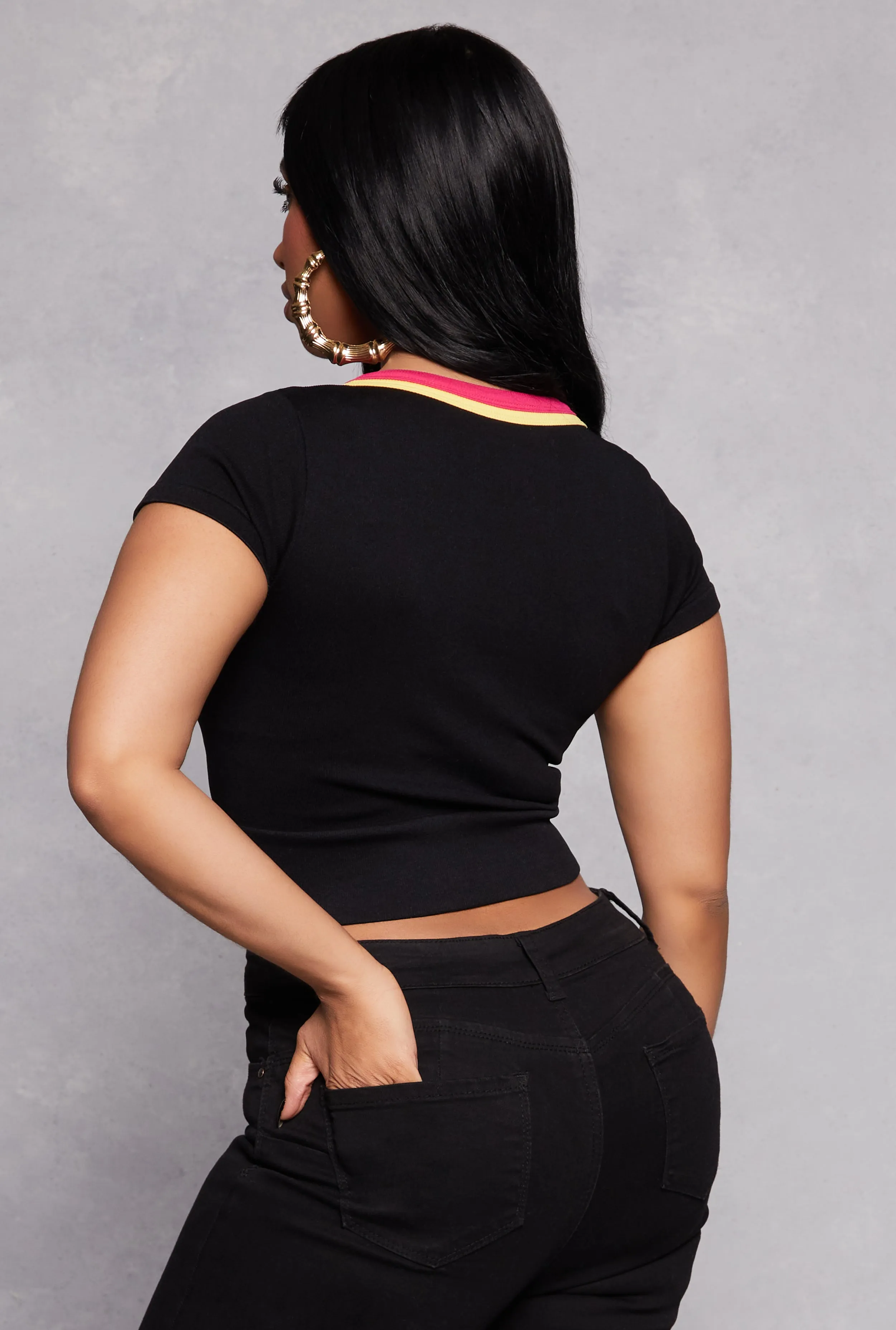 Seamless Ribbed Contrast V Neck Crop Top sold by Rainbow product image thumbnail 3