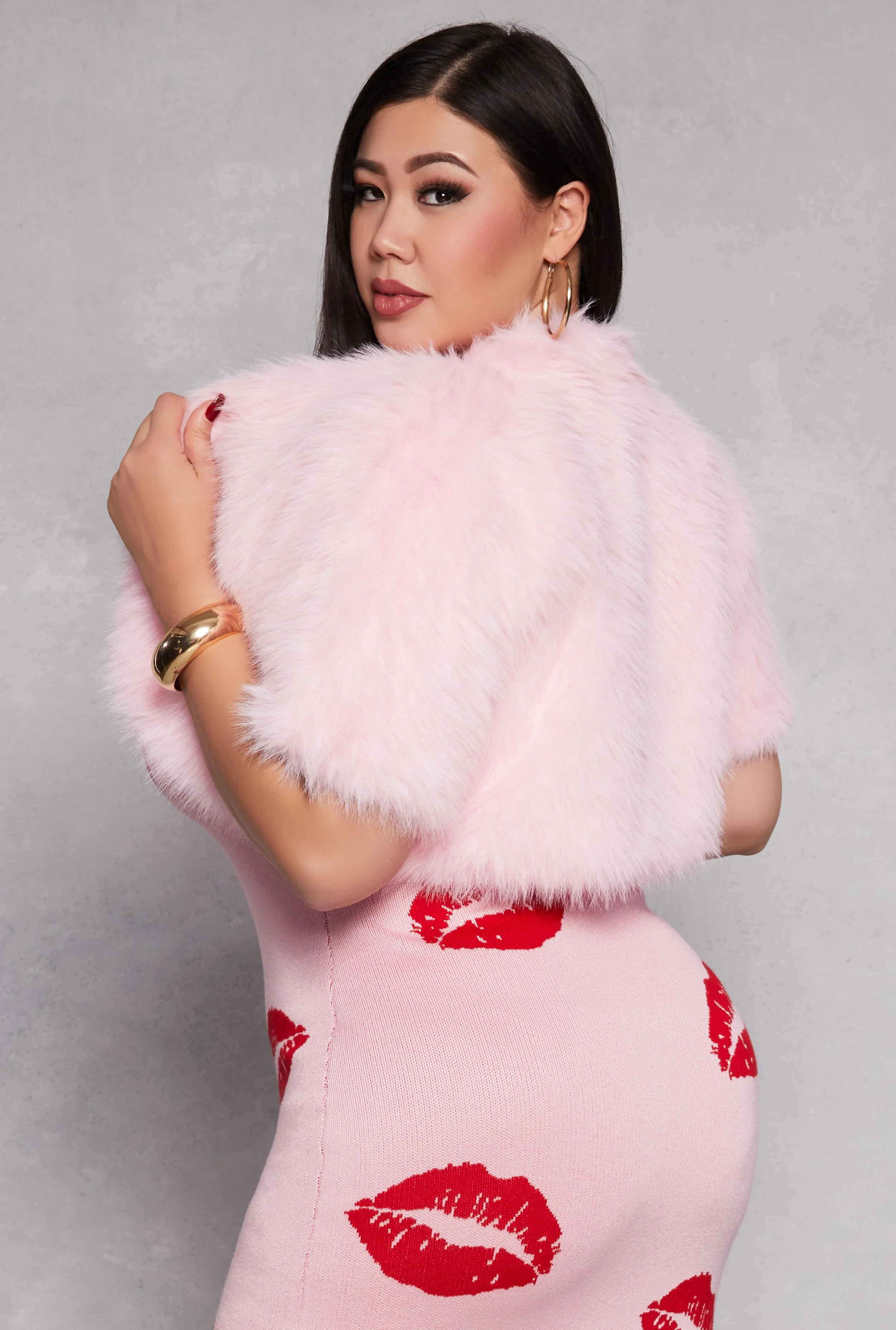 Plus Size Spoon Jeans Solid Faux Fur Bolero sold by Rainbow product image thumbnail 3