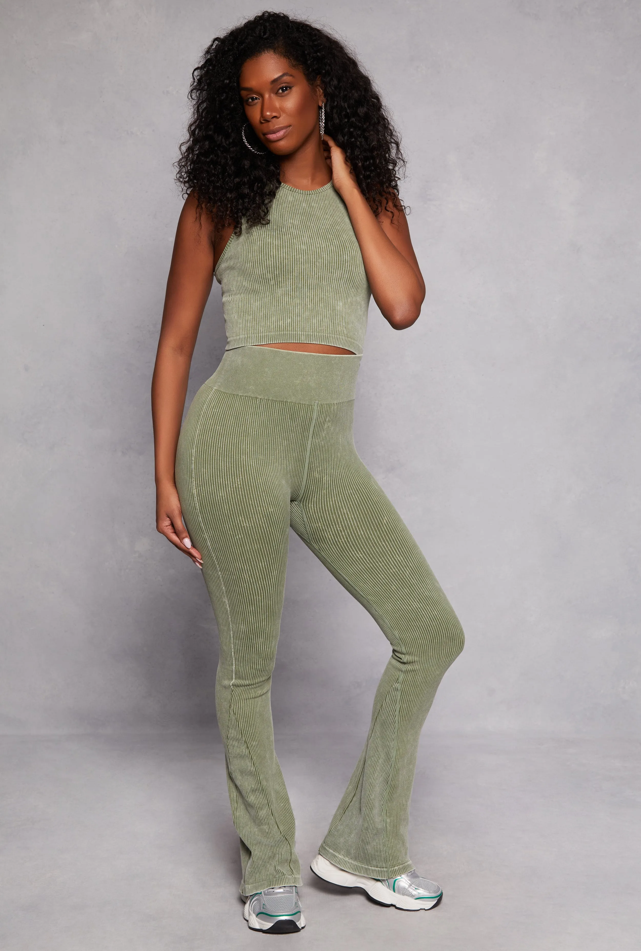Seamless Ribbed Knit Cropped Tank Top sold by Rainbow product image thumbnail 2
