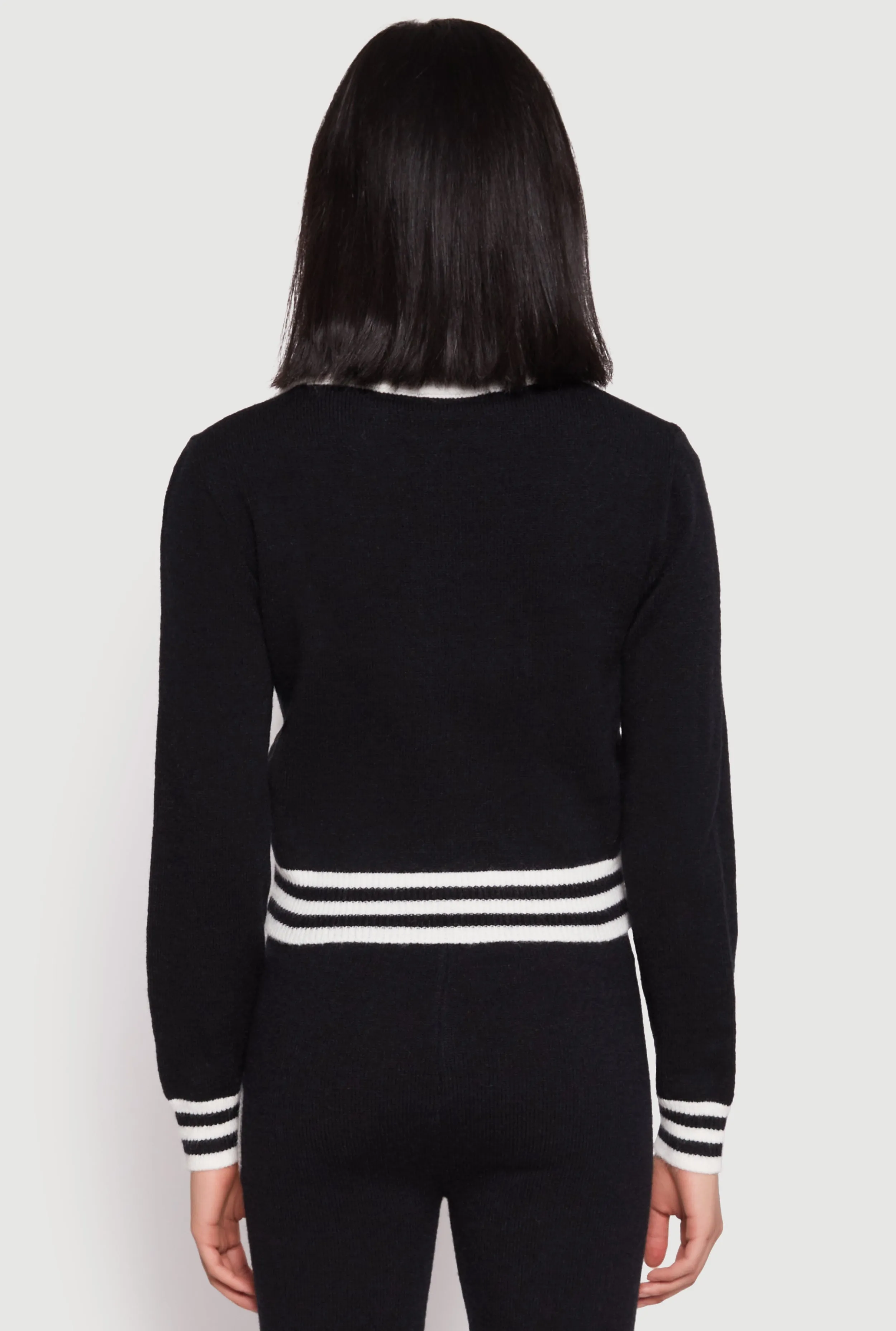 Daisy Johnny Collar 10 Graphic Sweater sold by Rainbow product image thumbnail 5