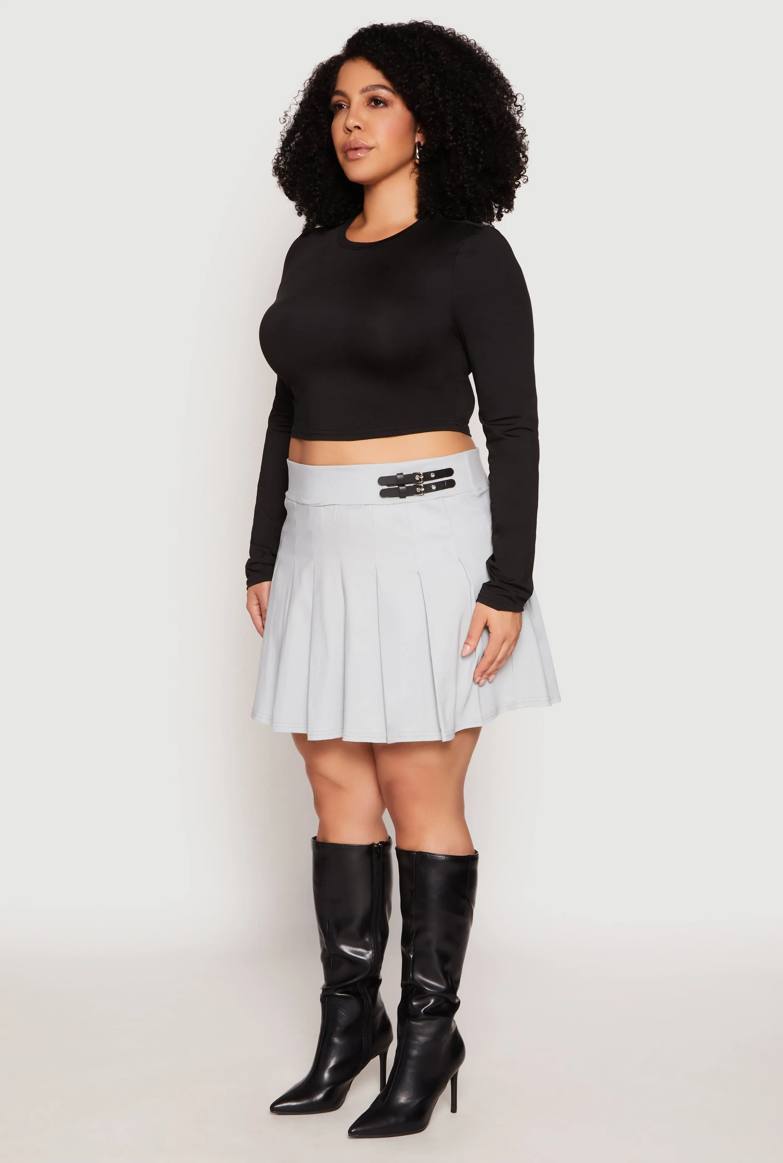 Plus Size High Waisted Pleated Skirt sold by Rainbow product image thumbnail 2