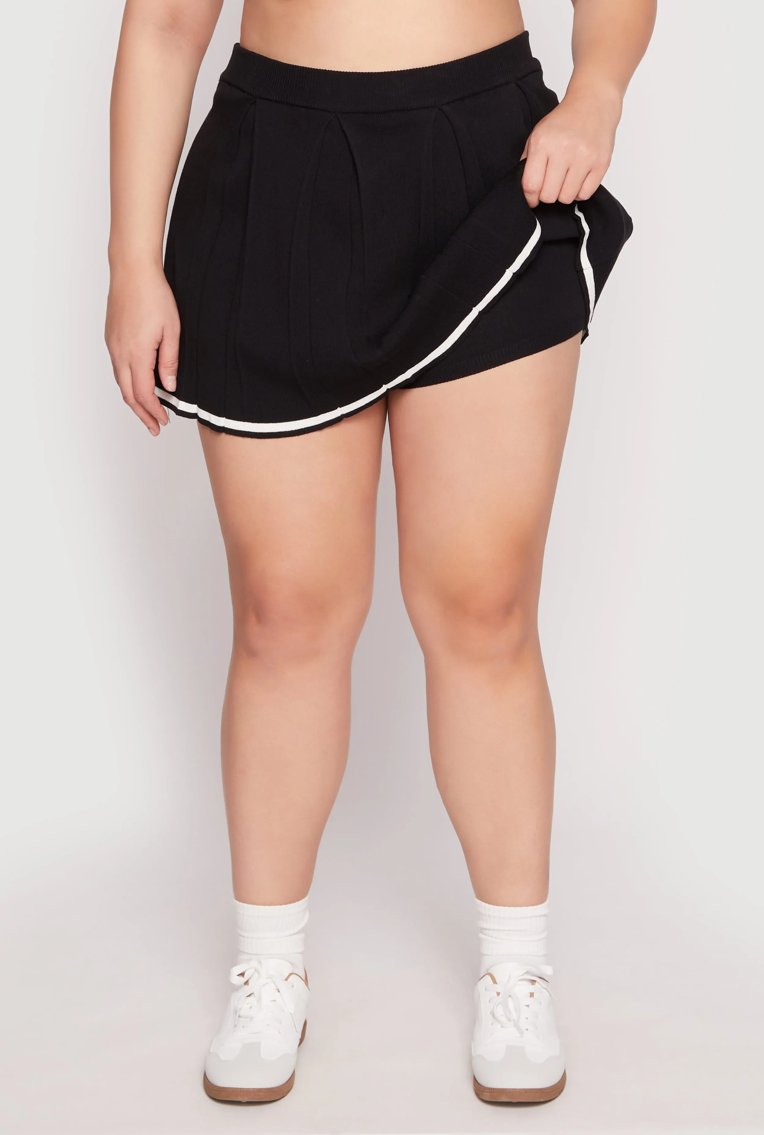 Plus Size Daisy Contrast Trim Pleated Tennis Skirt sold by Rainbow product image thumbnail 3