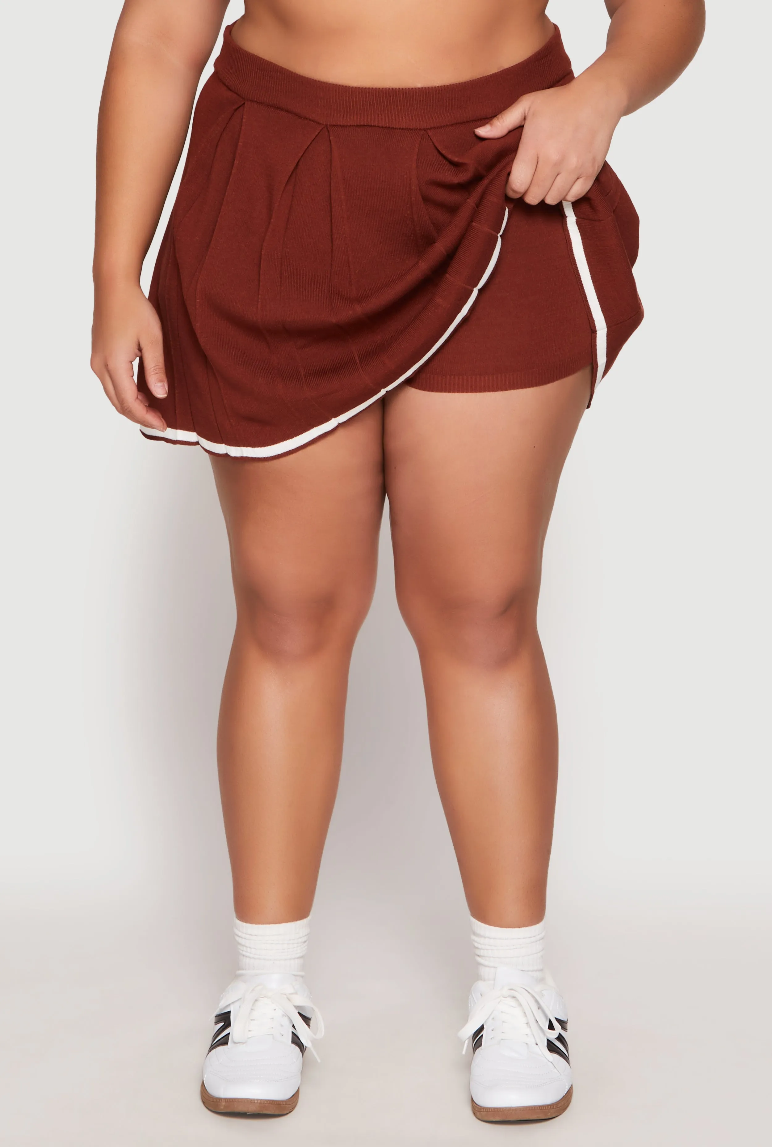 Plus Size Daisy Contrast Trim Pleated Tennis Skirt sold by Rainbow product image thumbnail 3