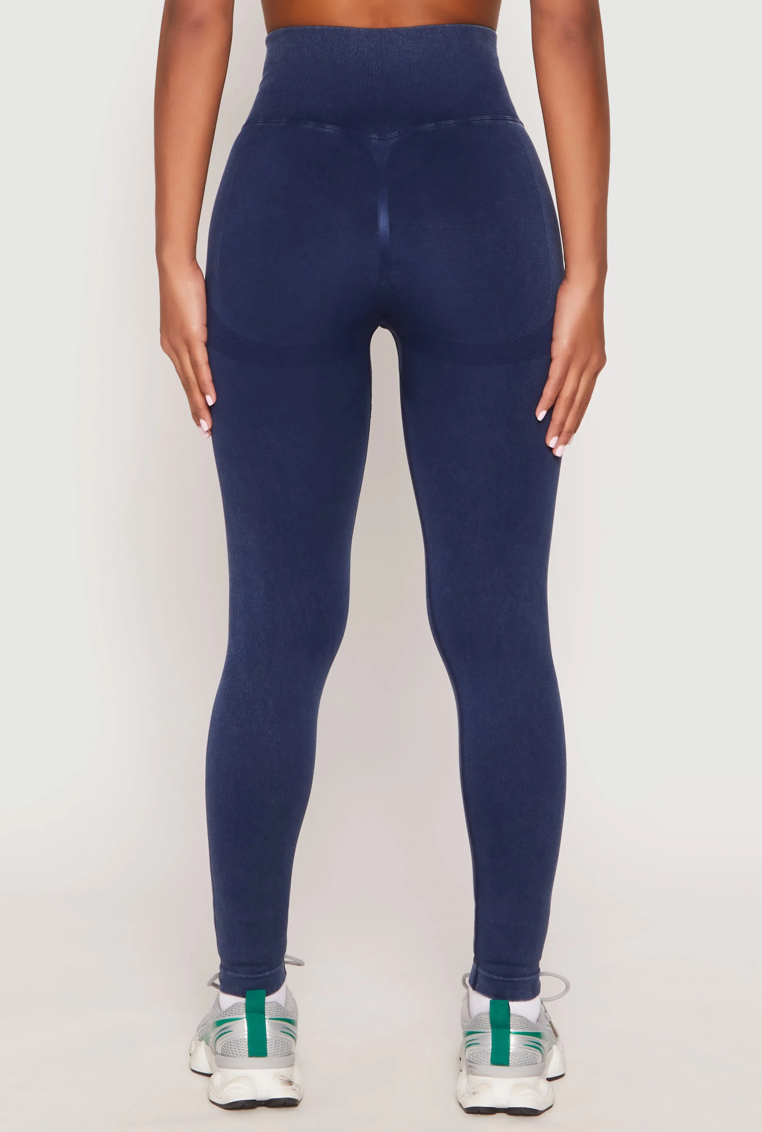 Daisy Seamless Acid Wash High Waist Leggings sold by Rainbow product image thumbnail 3