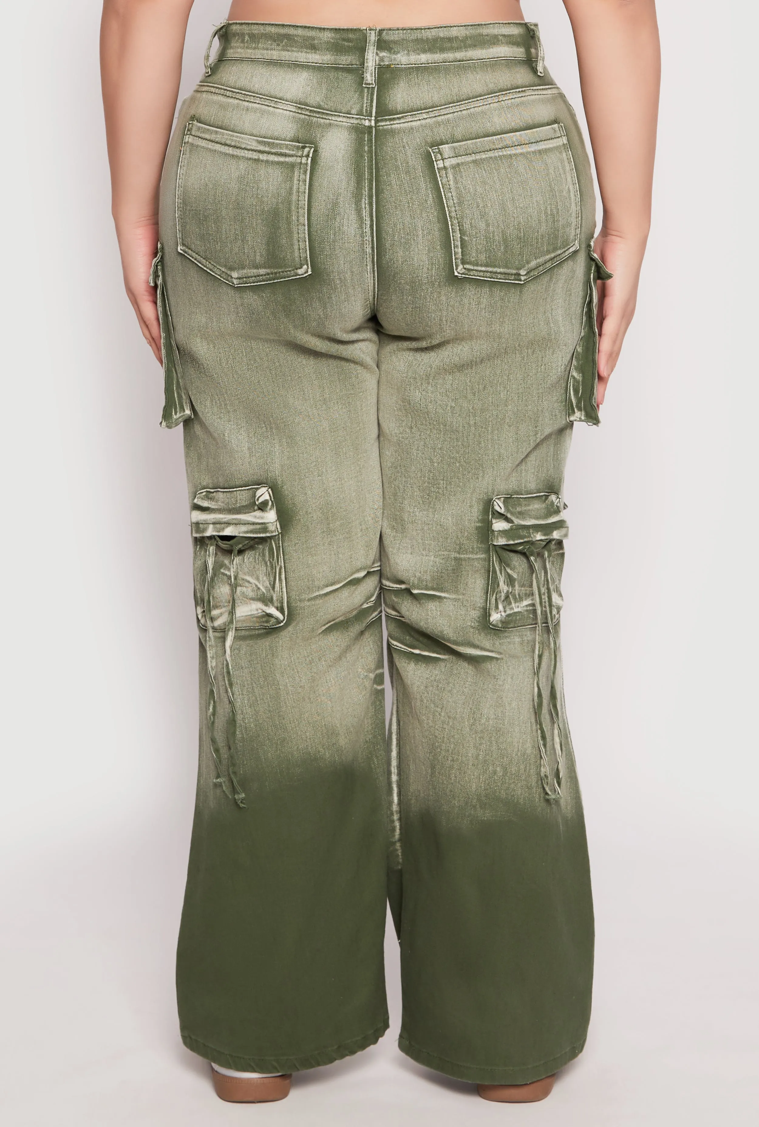 Plus Size Daisy Mineral Wash Tassel Cargo Jeans sold by Rainbow product image thumbnail 5