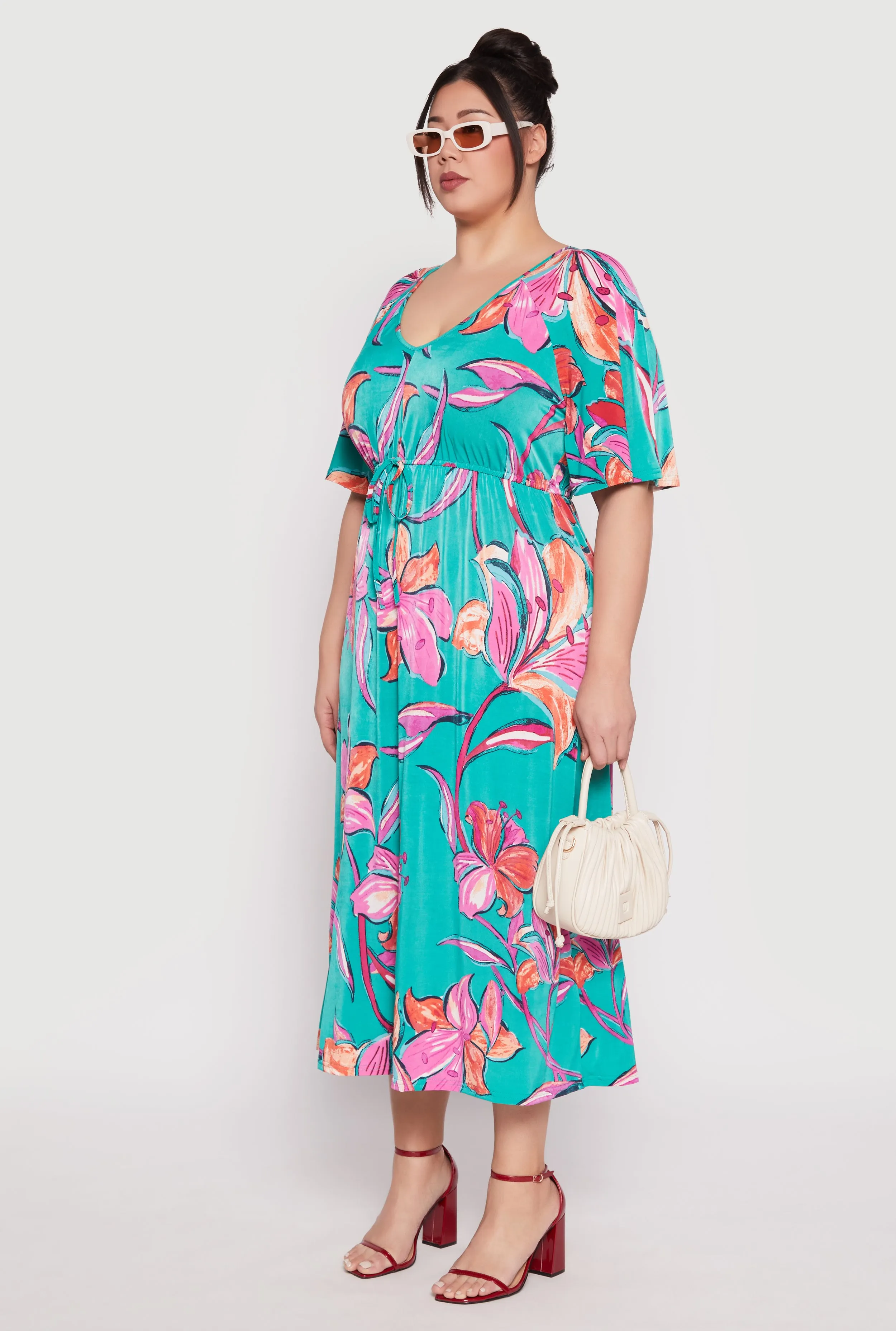 Plus Size Floral Print Flutter Sleeve Midi Dress sold by Rainbow product image thumbnail 2