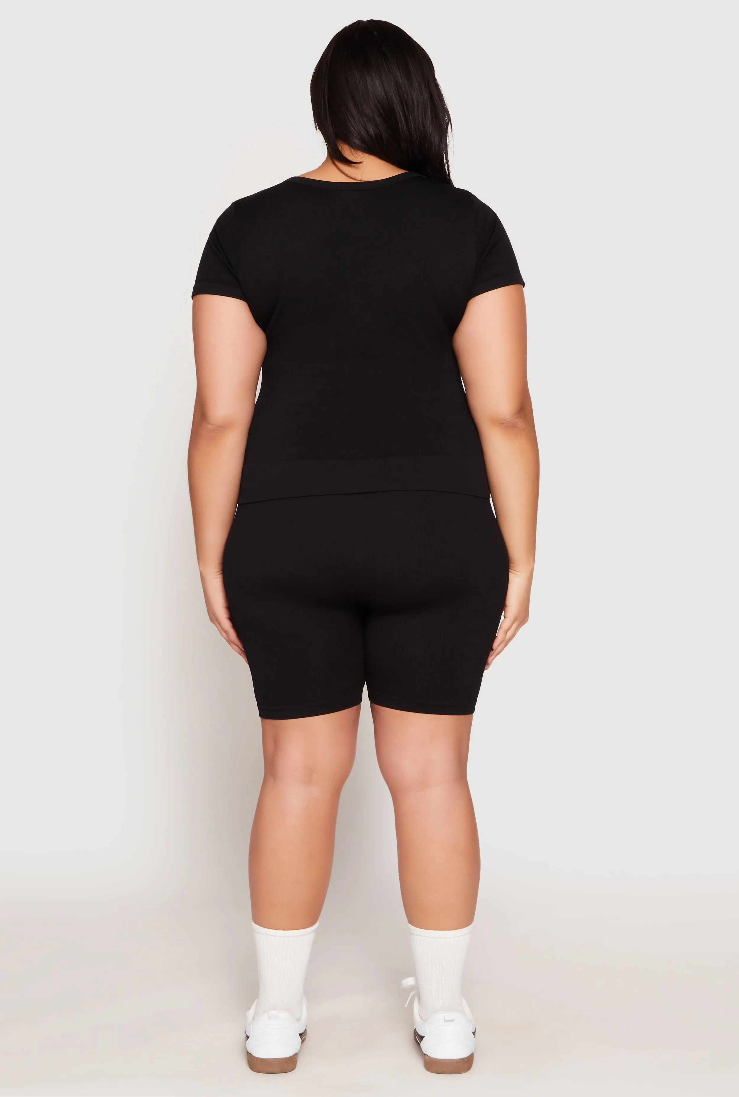 Plus Size Seamless V Neck Top and Biker Shorts Set sold by Rainbow product image thumbnail 3