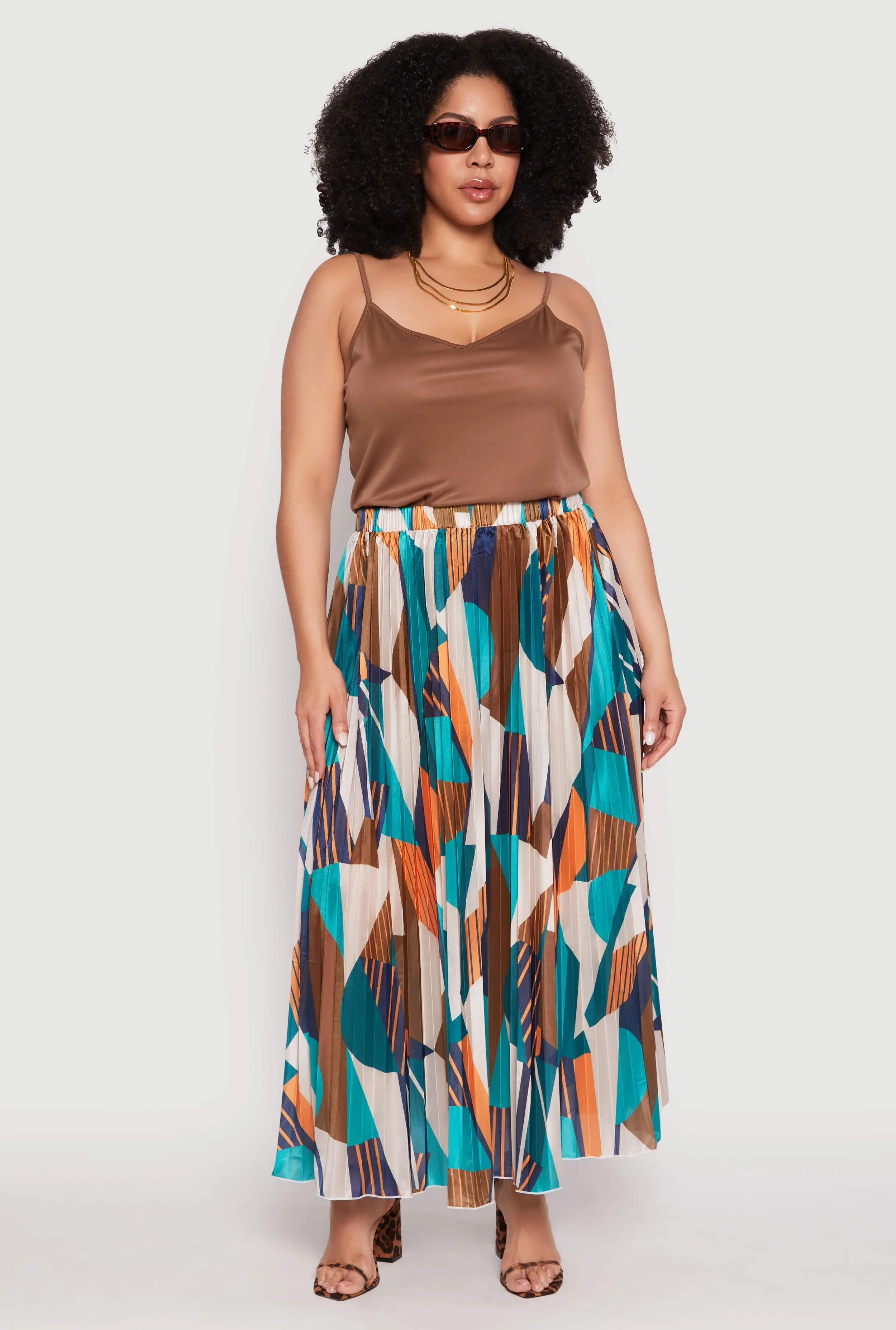 Plus Size Plisse Patterned Skirt sold by Rainbow