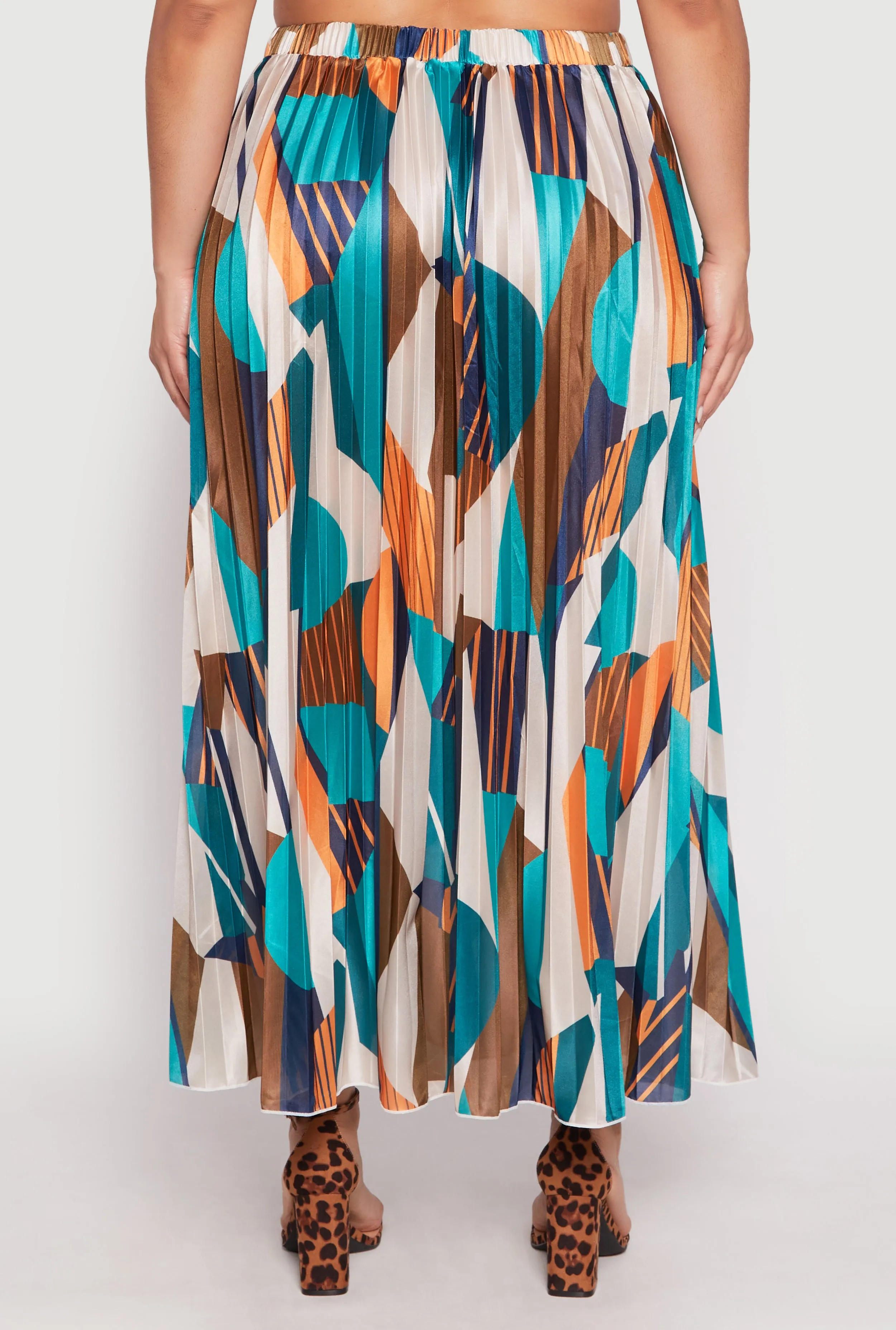 Plus Size Plisse Patterned Skirt sold by Rainbow product image thumbnail 5