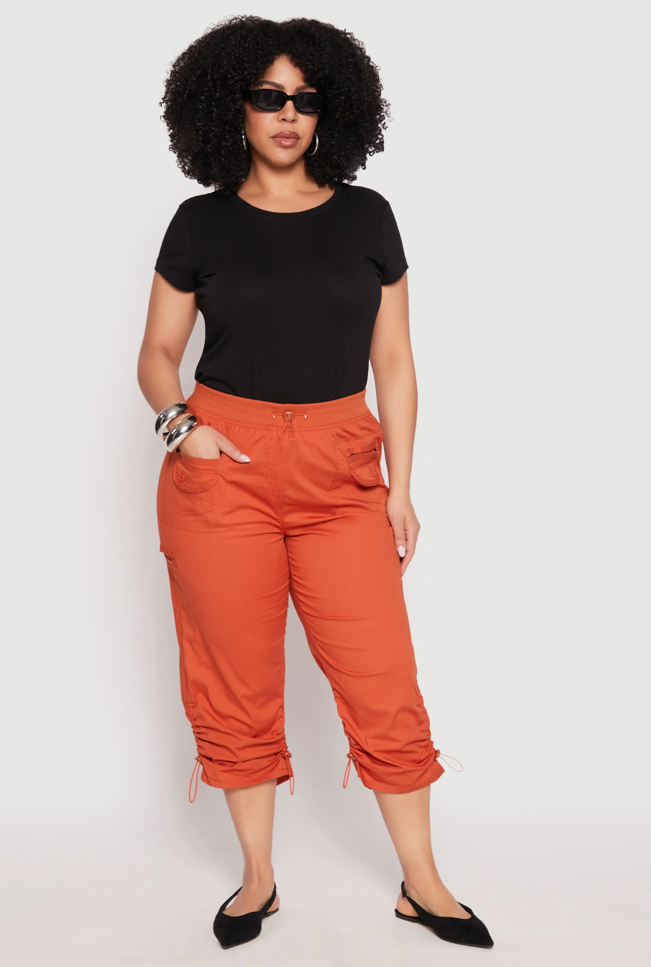 Plus Size Poplin Toggle Drawstring Capri Pants sold by Rainbow product image thumbnail 2